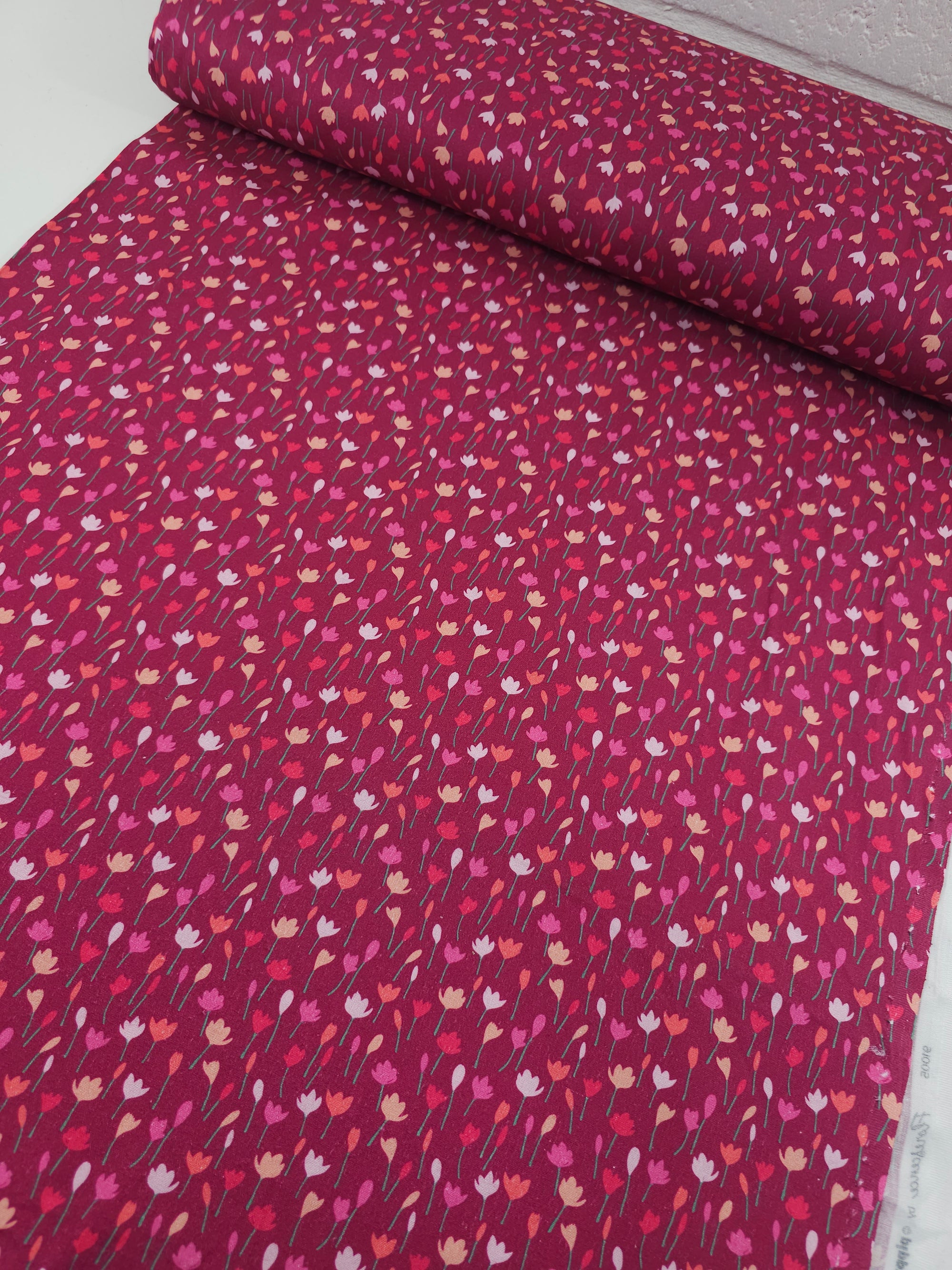 Rosie Wine Tulip Field 100% Cotton