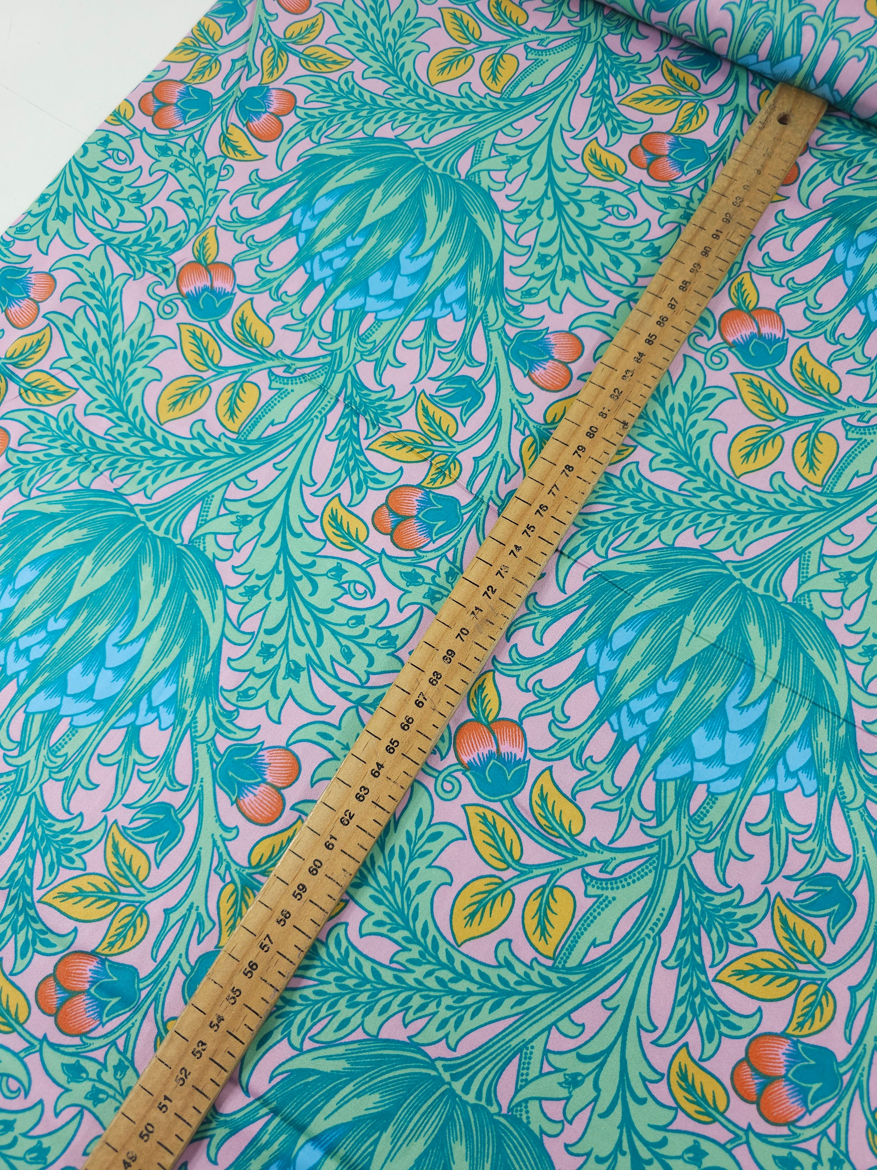 Floral Artichoke Cotton Sateen 108" - Kaffe Fassett X William Morris *EXTRA WIDE*