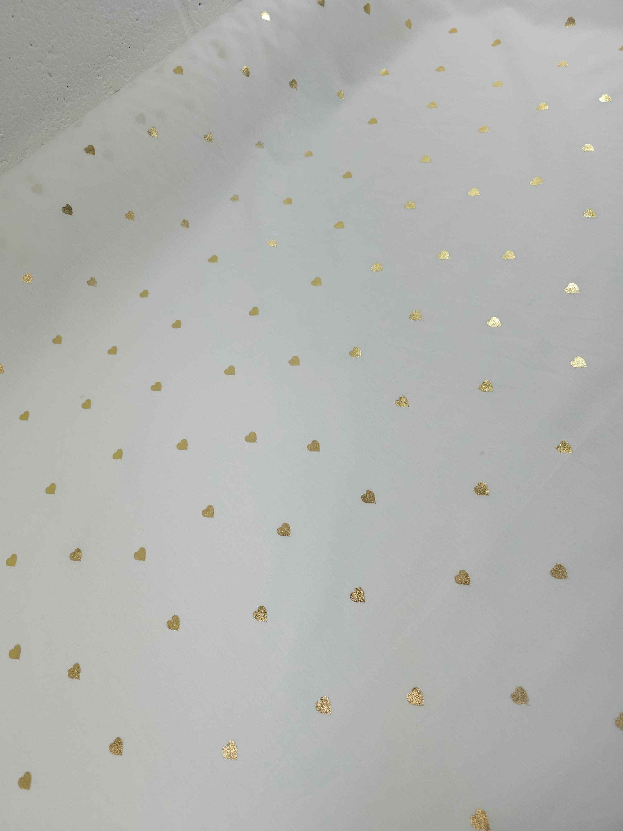 Gold/White Foil Hearts Fine Cotton