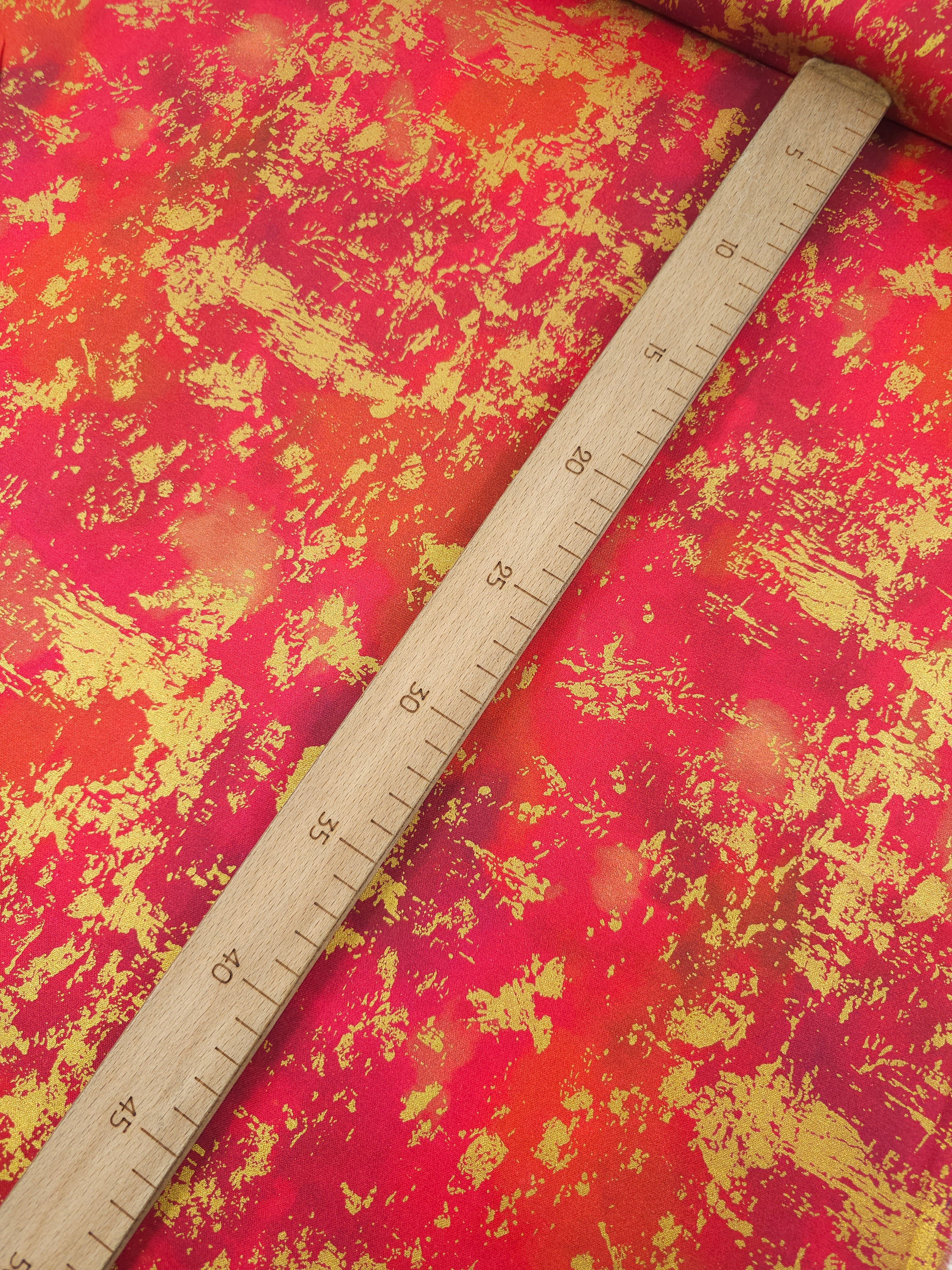 Red/Gold Chromaticity Static Diffusion 100% Cotton - Robert Kaufman