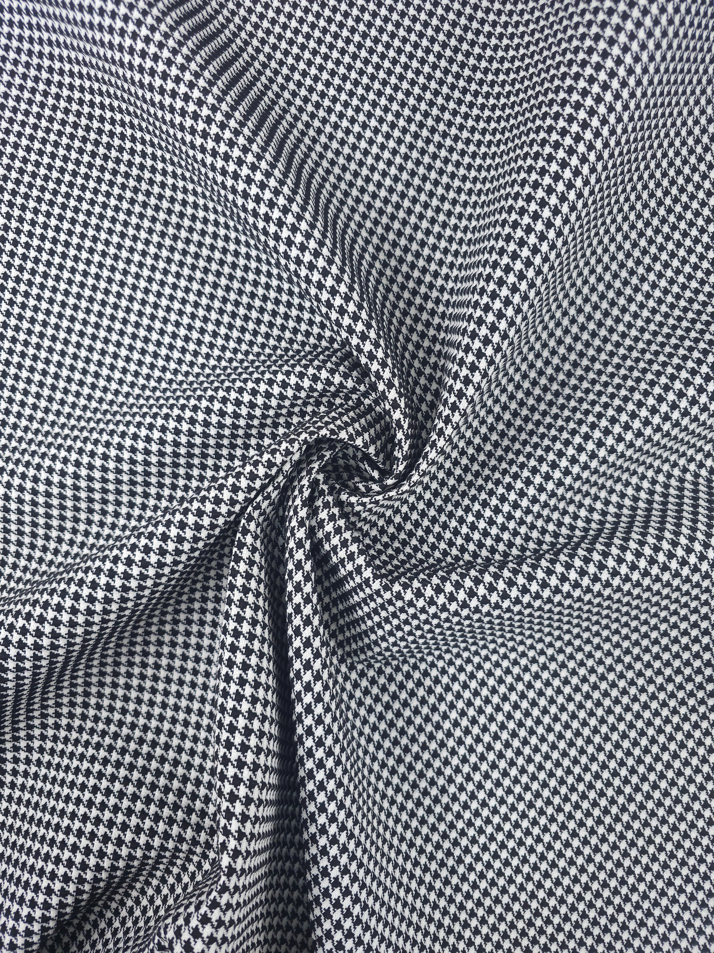 Black/White Mini Dogtooth Boucle