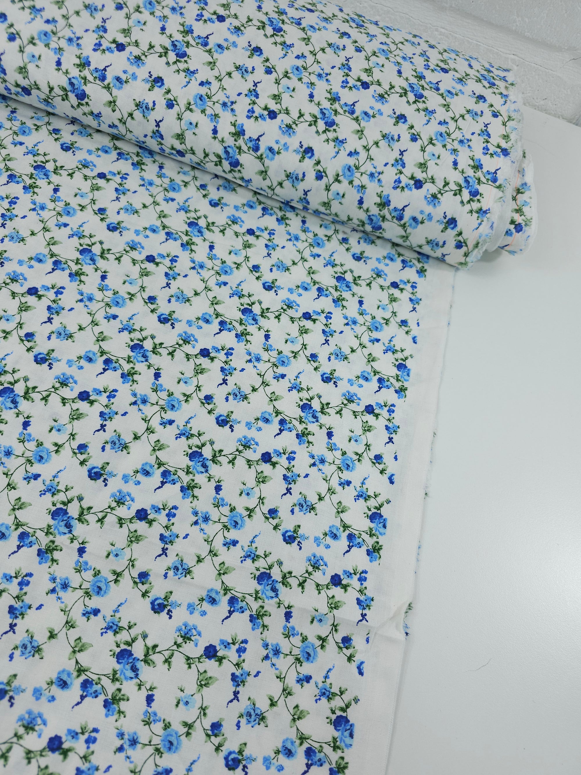 Blue/White Floating Rose Twine 100% Cotton