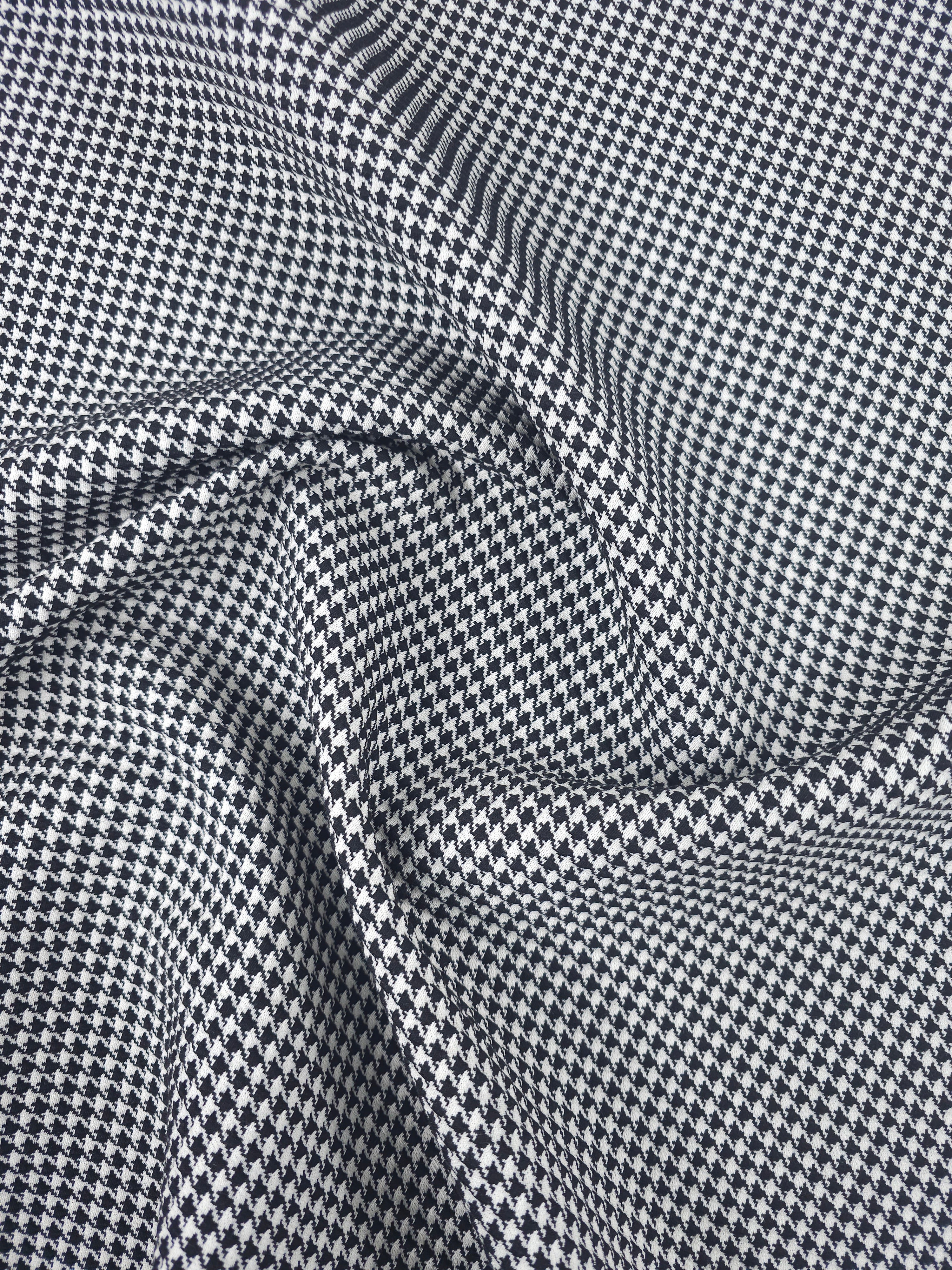 Black/White Mini Dogtooth Boucle