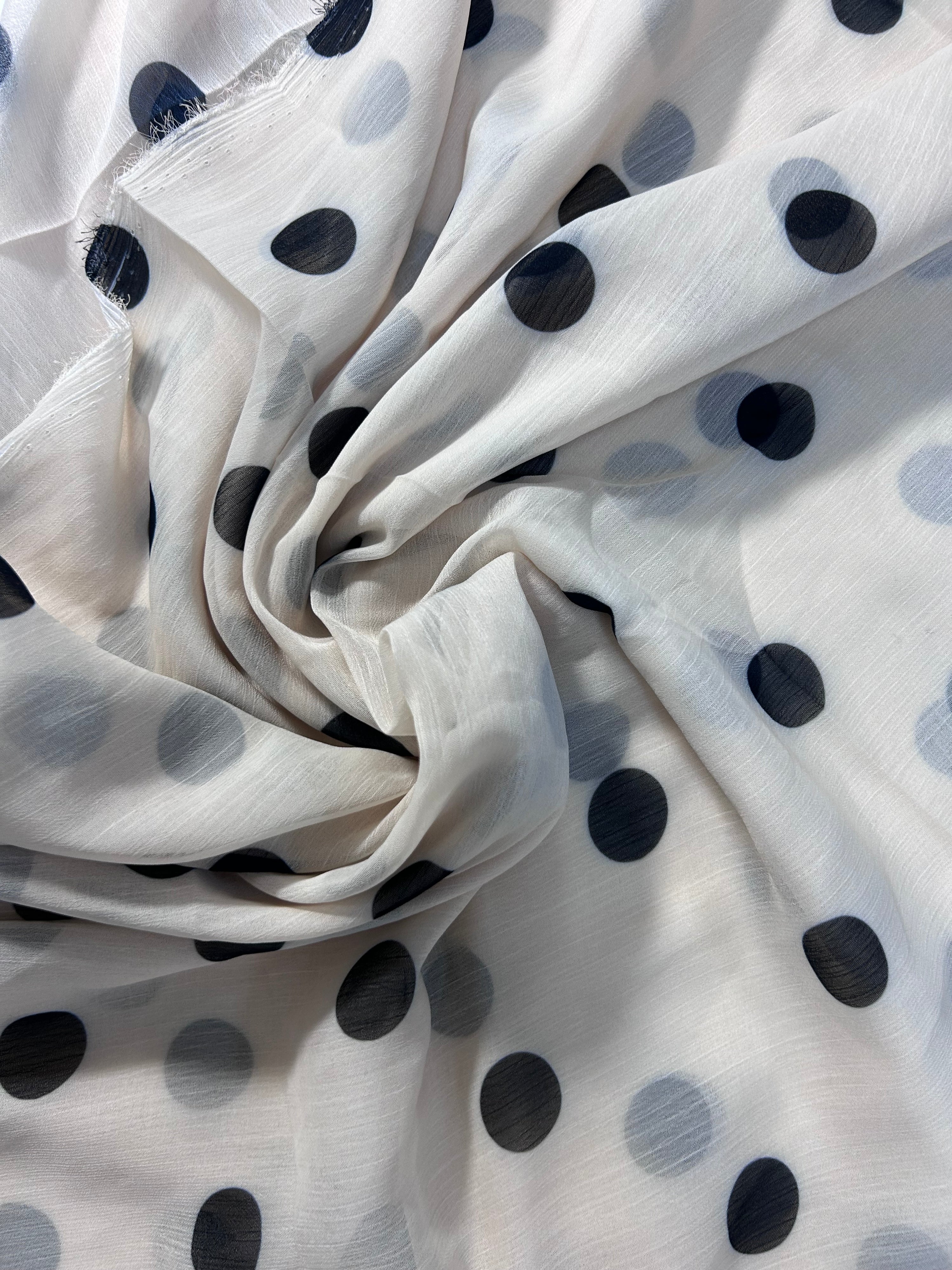 Polka Poly Chifon - 2m Piece