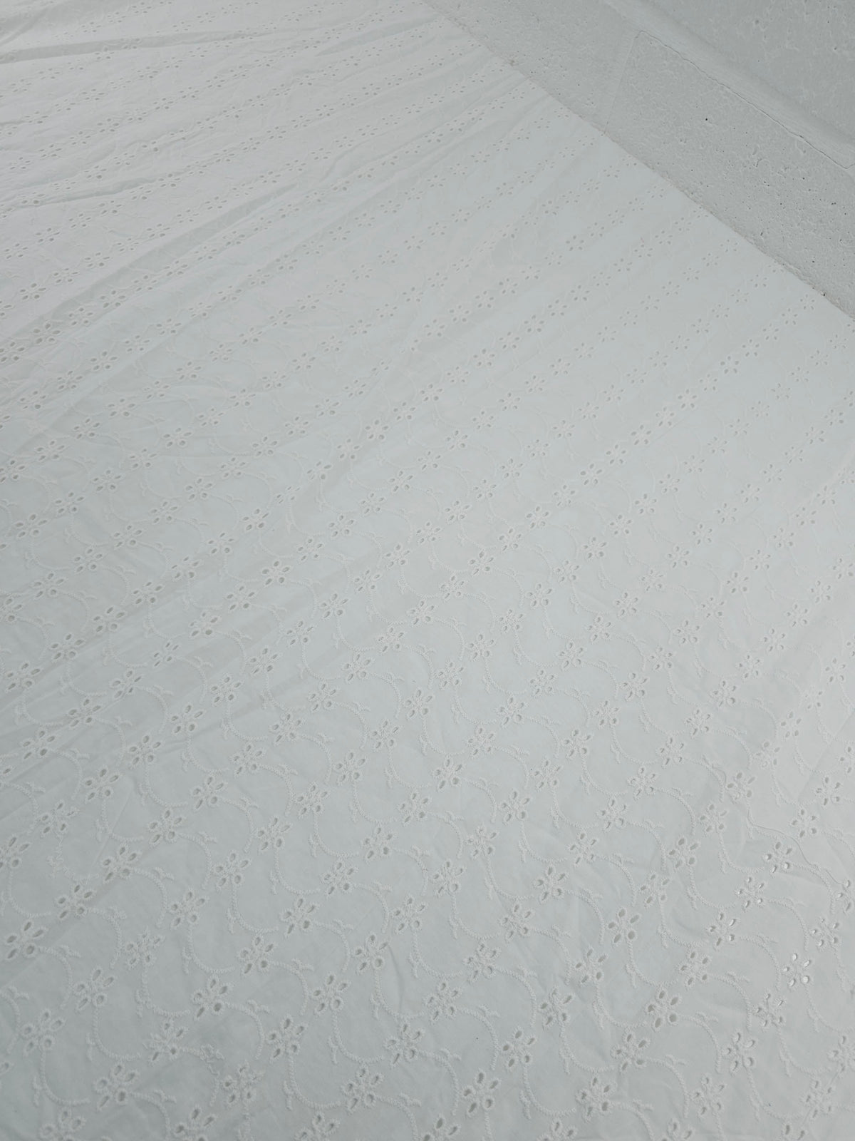 White Small Flower Wave Cambric Cotton Broderie Anglaise