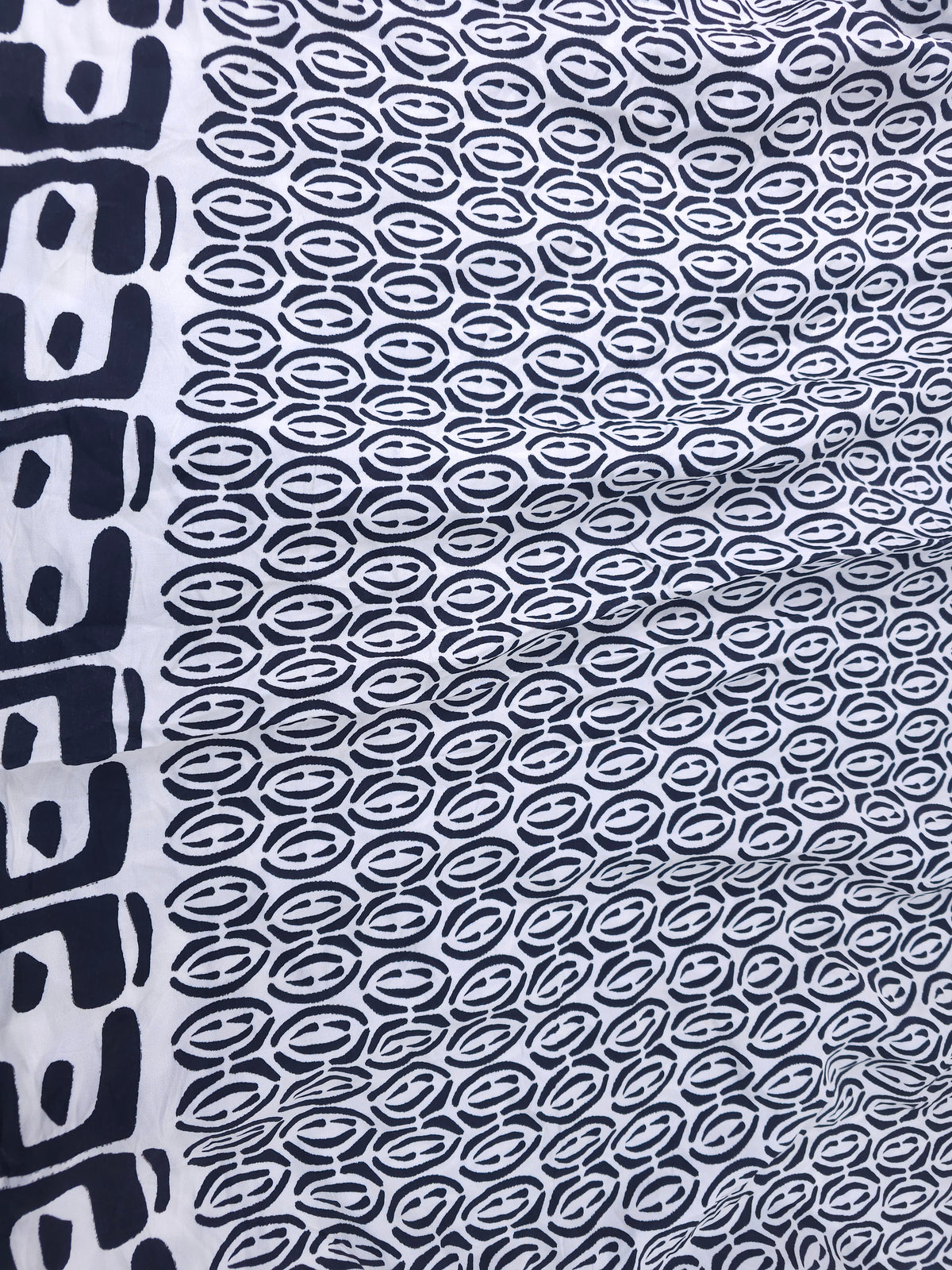 Black repeat Viscose sateen- 1.6m piece