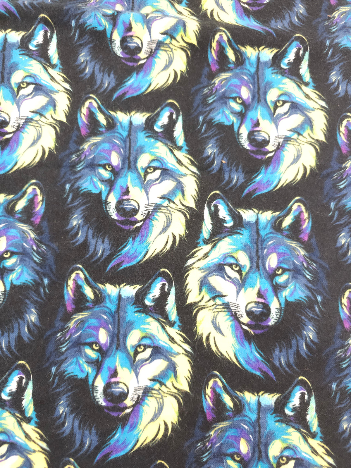 Night wolf Cotton flannel (Various sizes)