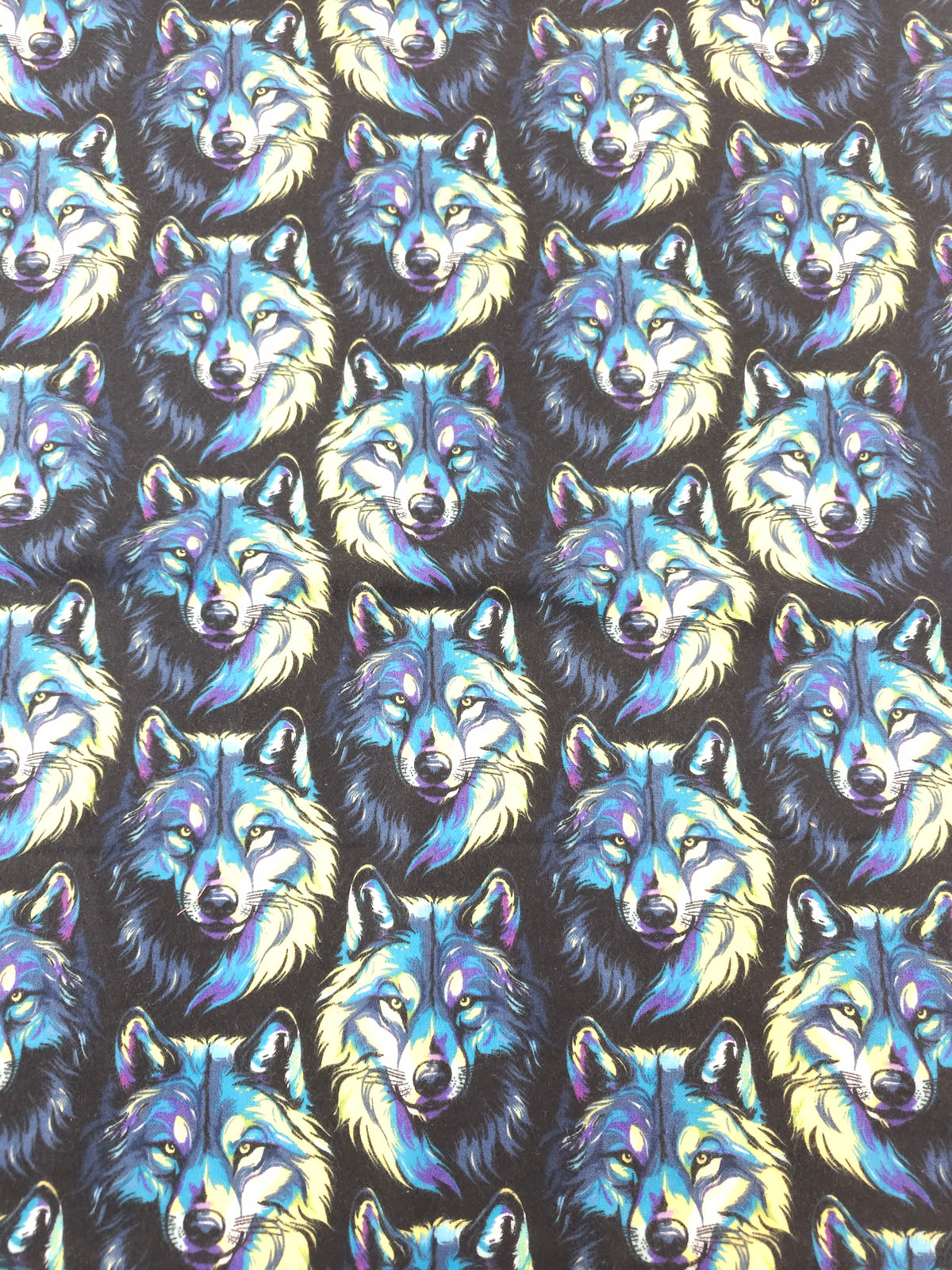 Night wolf Cotton flannel (Various sizes)