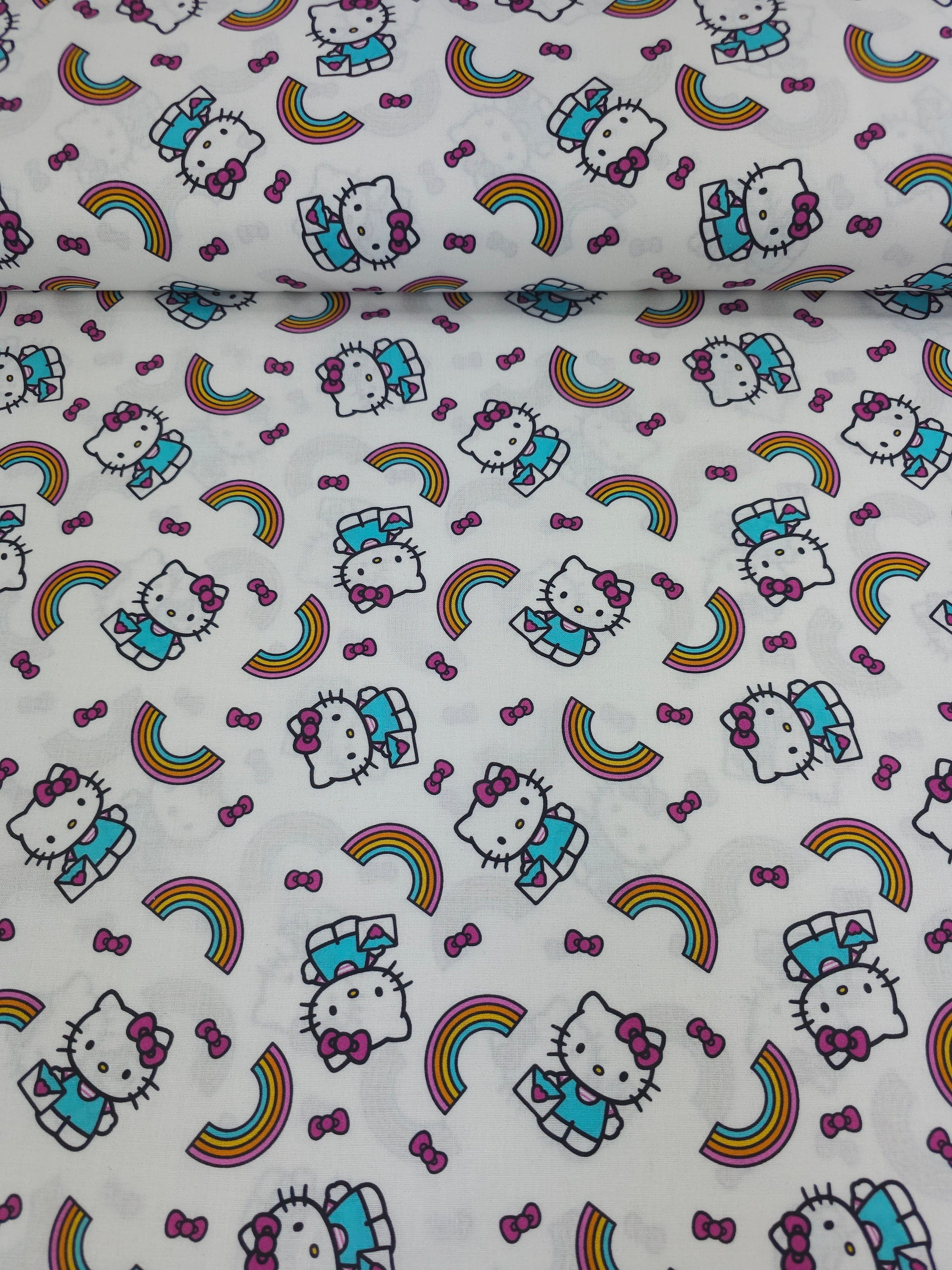 H*E*L*L*O* *K*I*T*T*Y Rainbow 100% Cotton