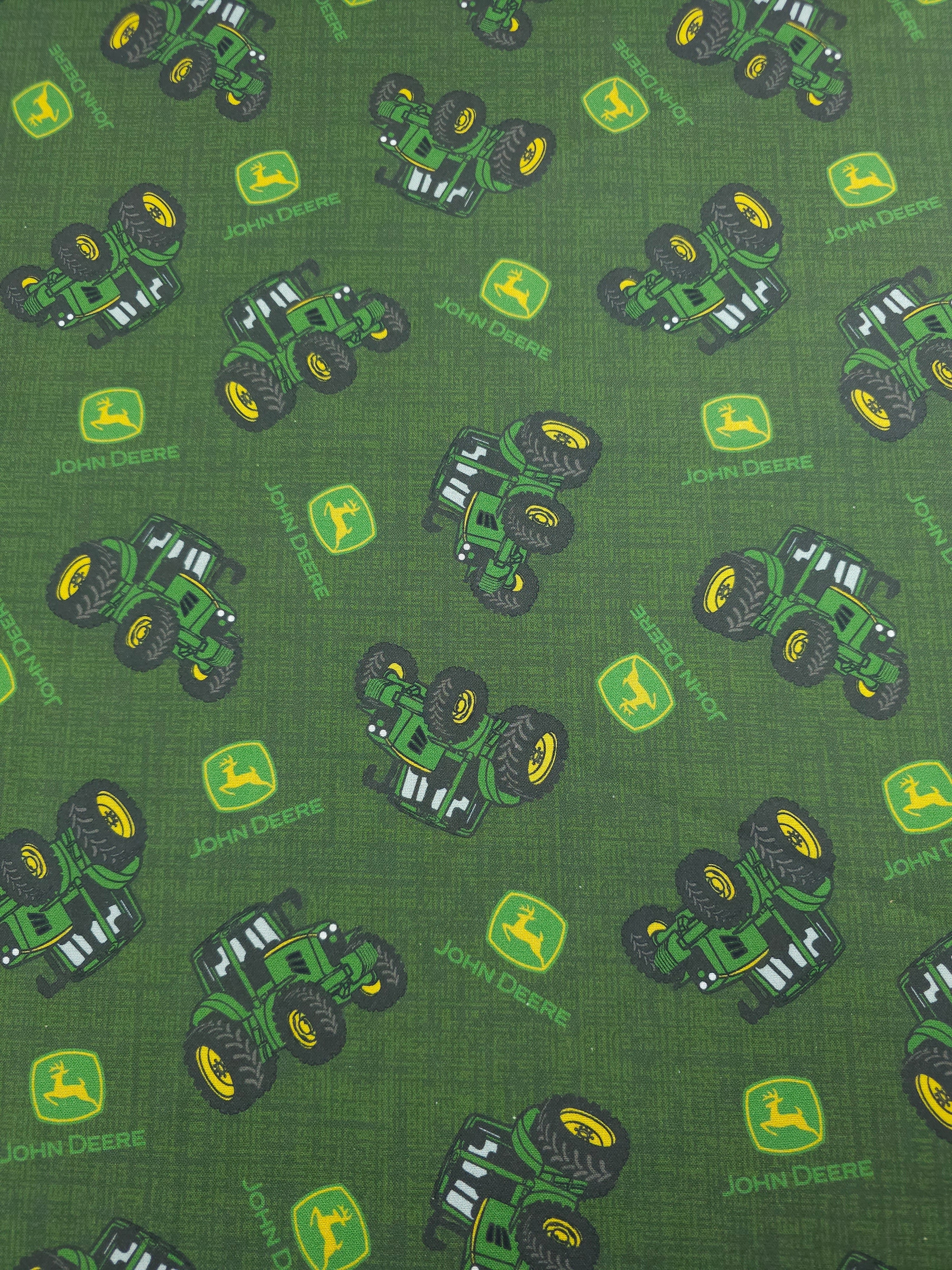 Dark Green *J*O*H*N* *D*E*E*R*E 100% Cotton