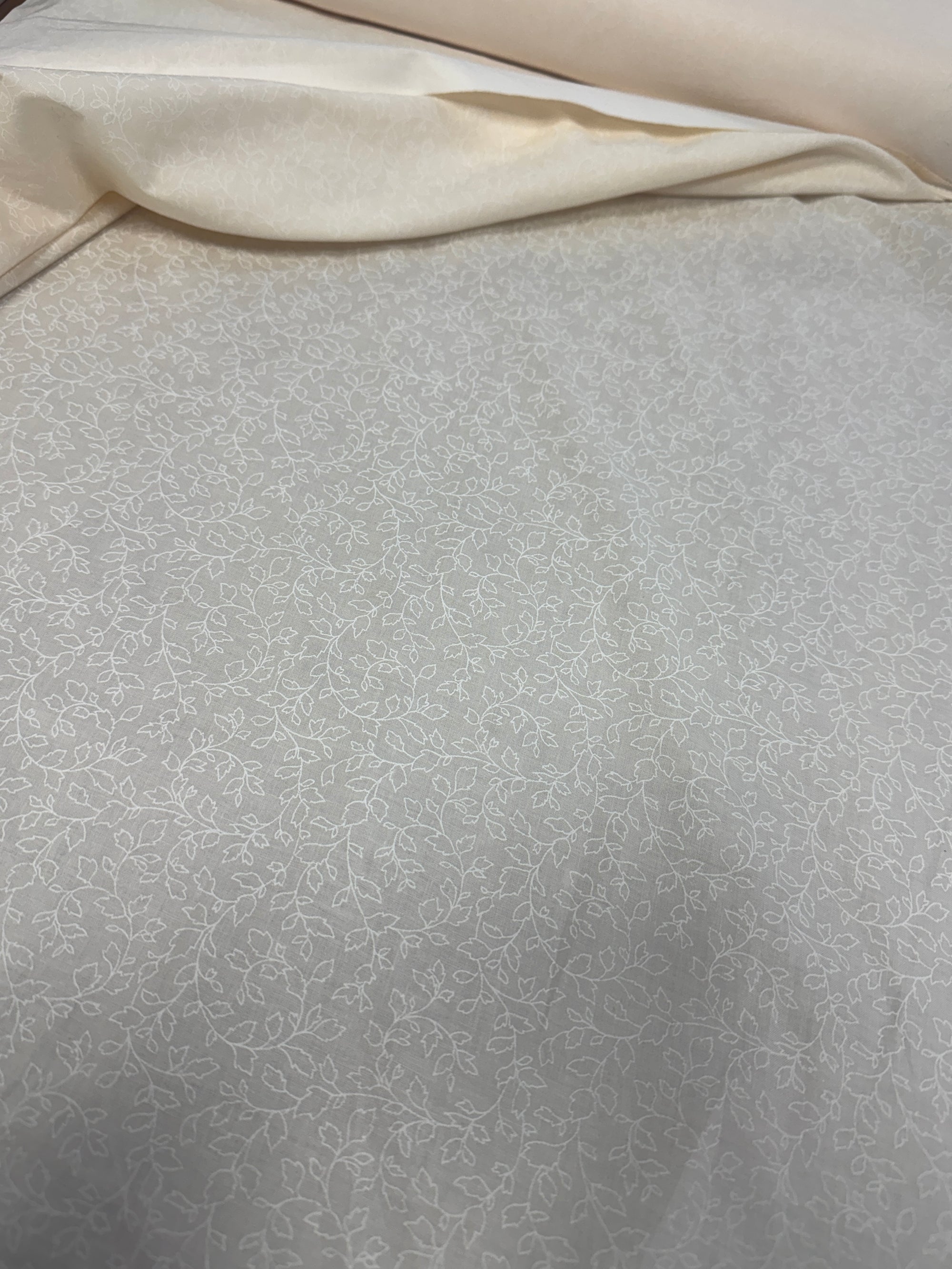 Sketch Leaf White On Cream 100% Cotton