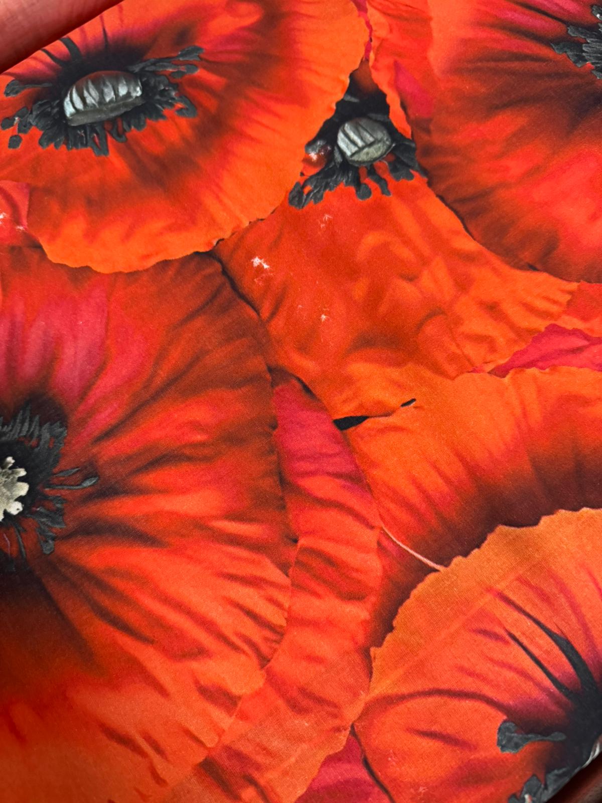 Red Large Poppy Fine Cotton *DEFECT*