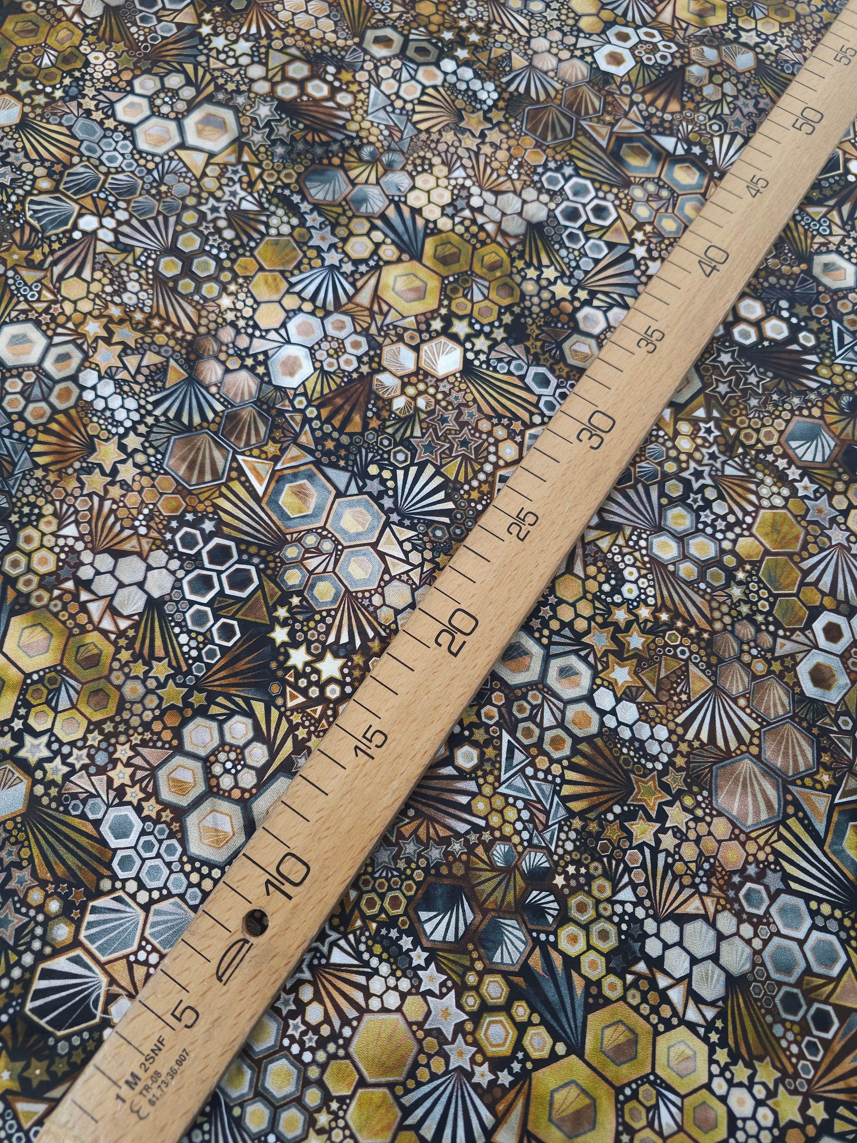 Brown/Bronze Star Phantasma 100% Cotton - Robert Kaufman