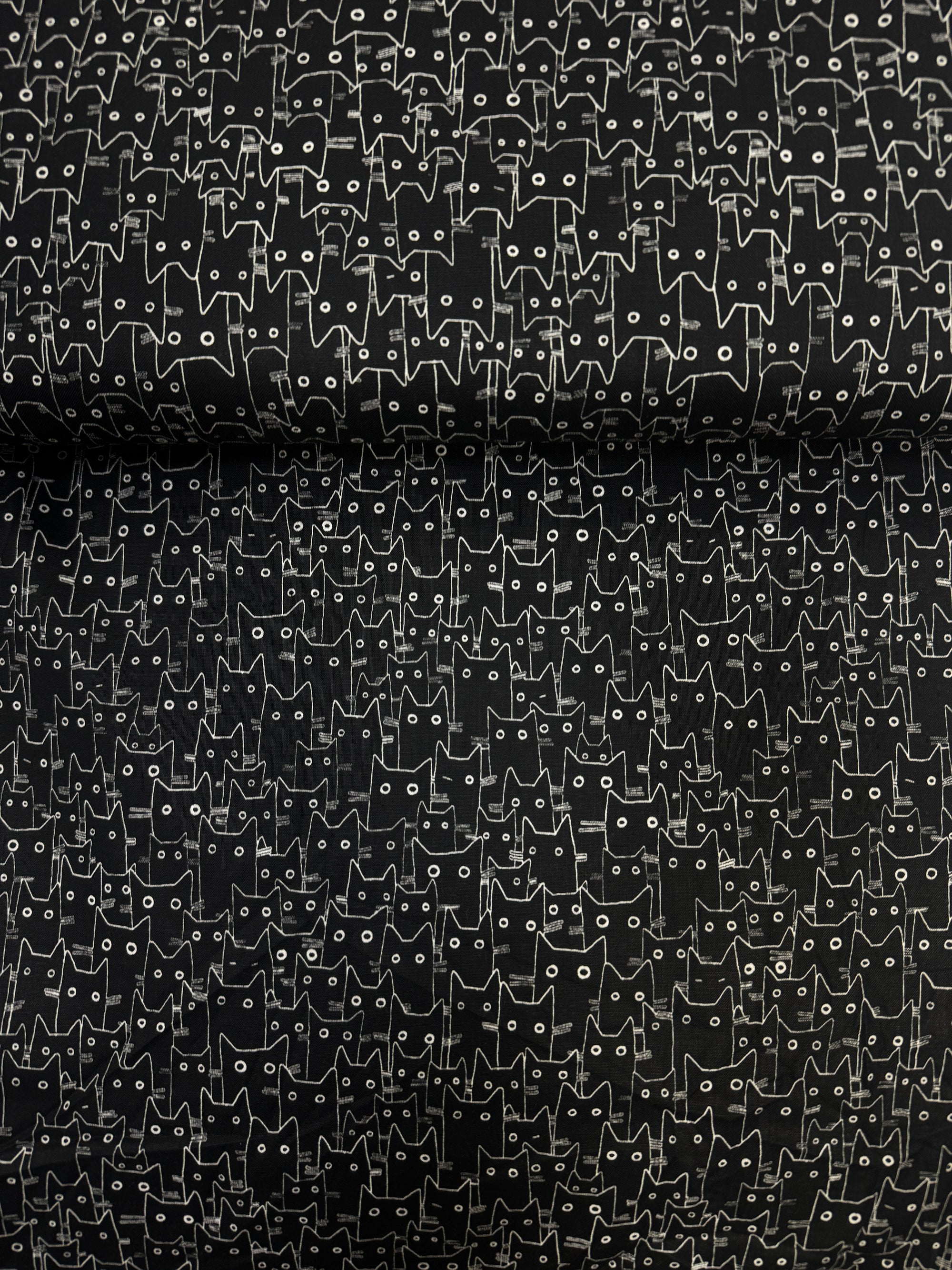 Black Peeping Cat 100% Cotton