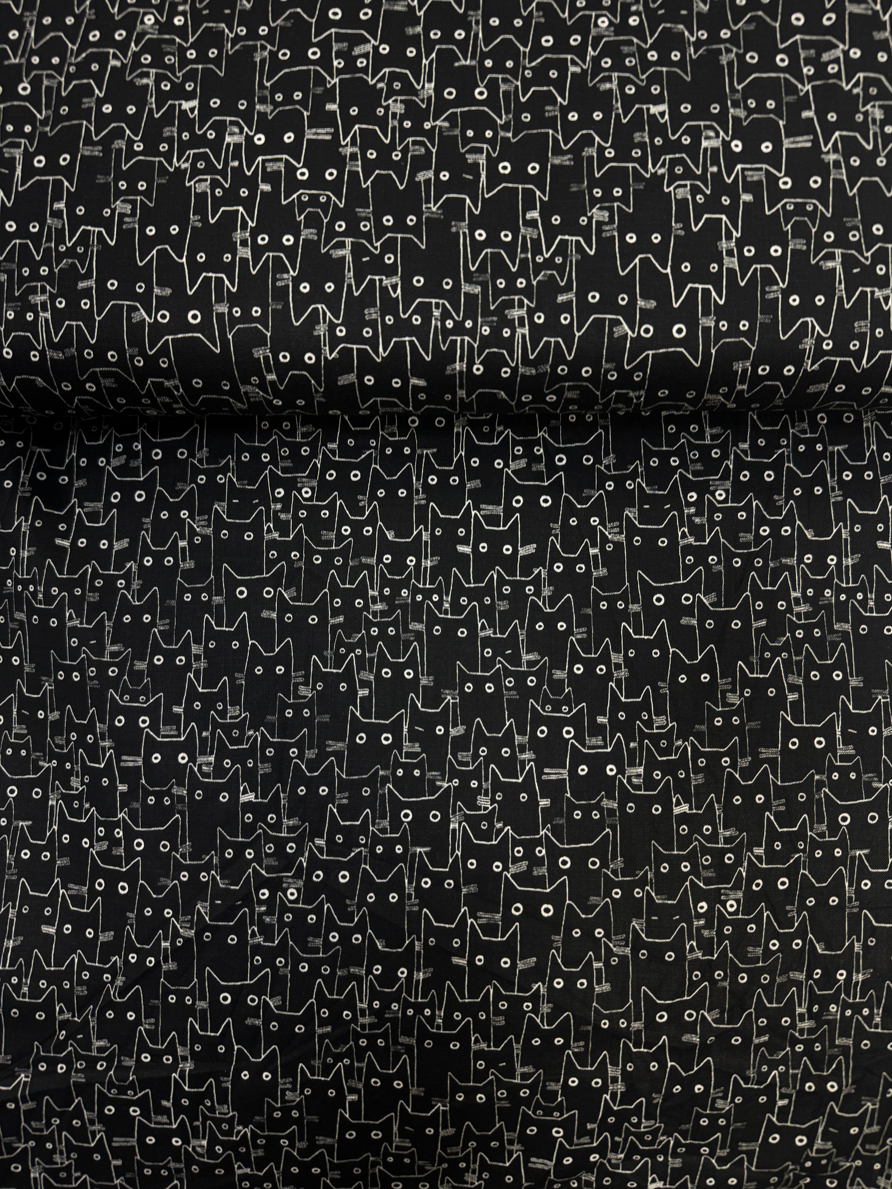 Black Peeping Cat 100% Cotton