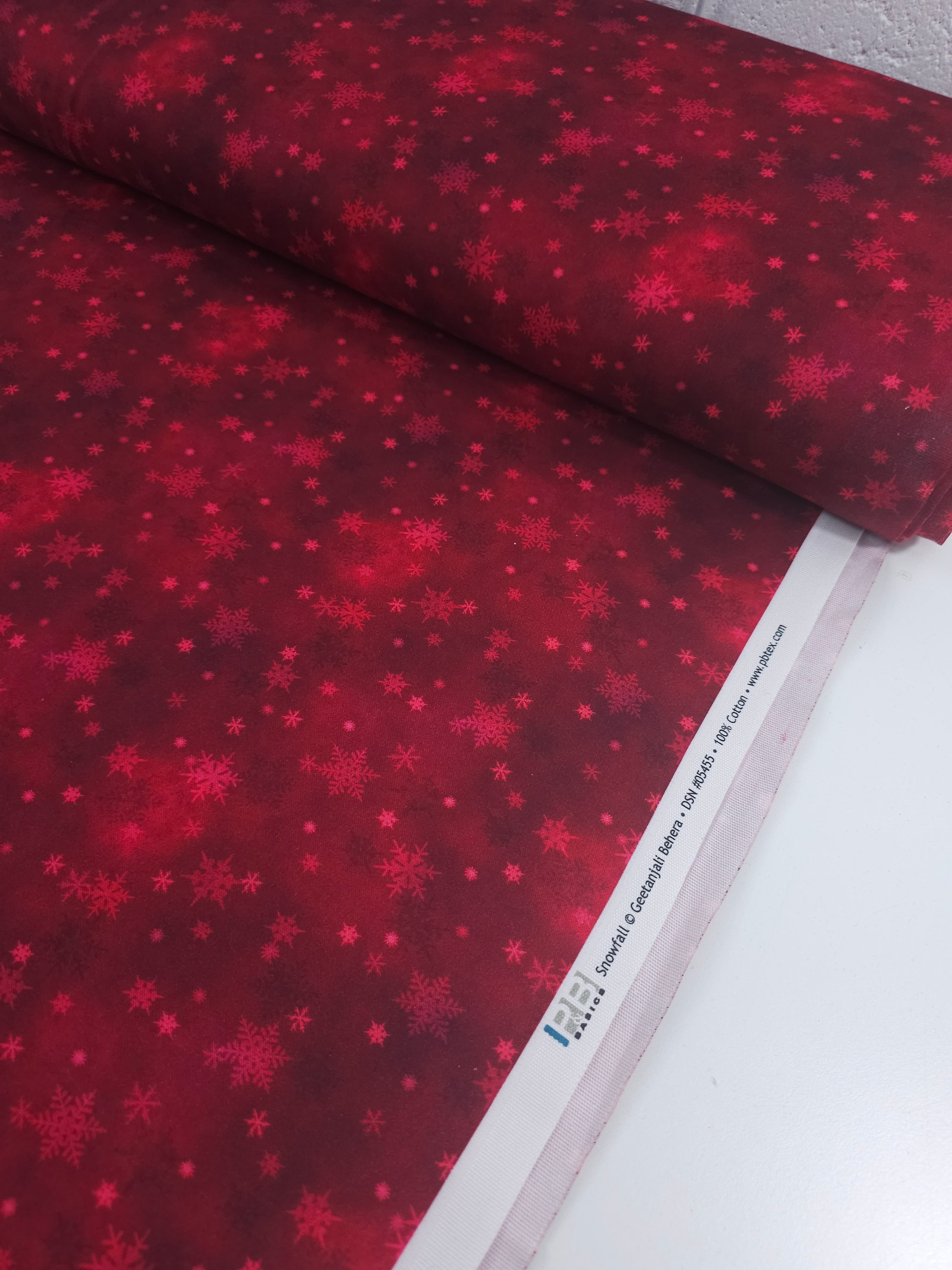 Red Snowflakes 100% Cotton