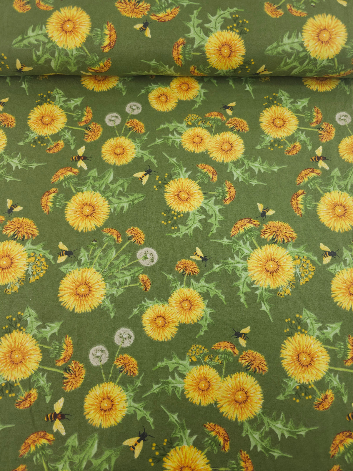 Dandelion Bee Lightweight Flannel Cotton
