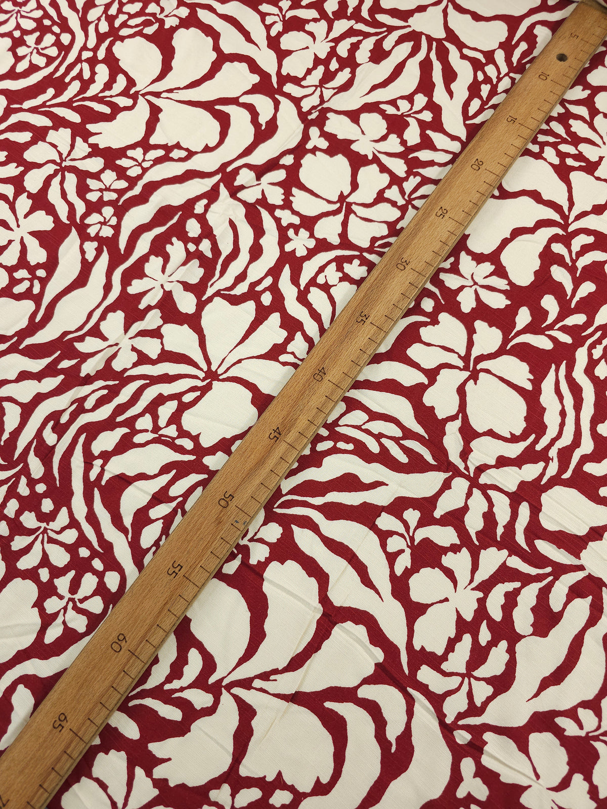 Burgundy/Cream Leaf Petal Outline Cotton Linen