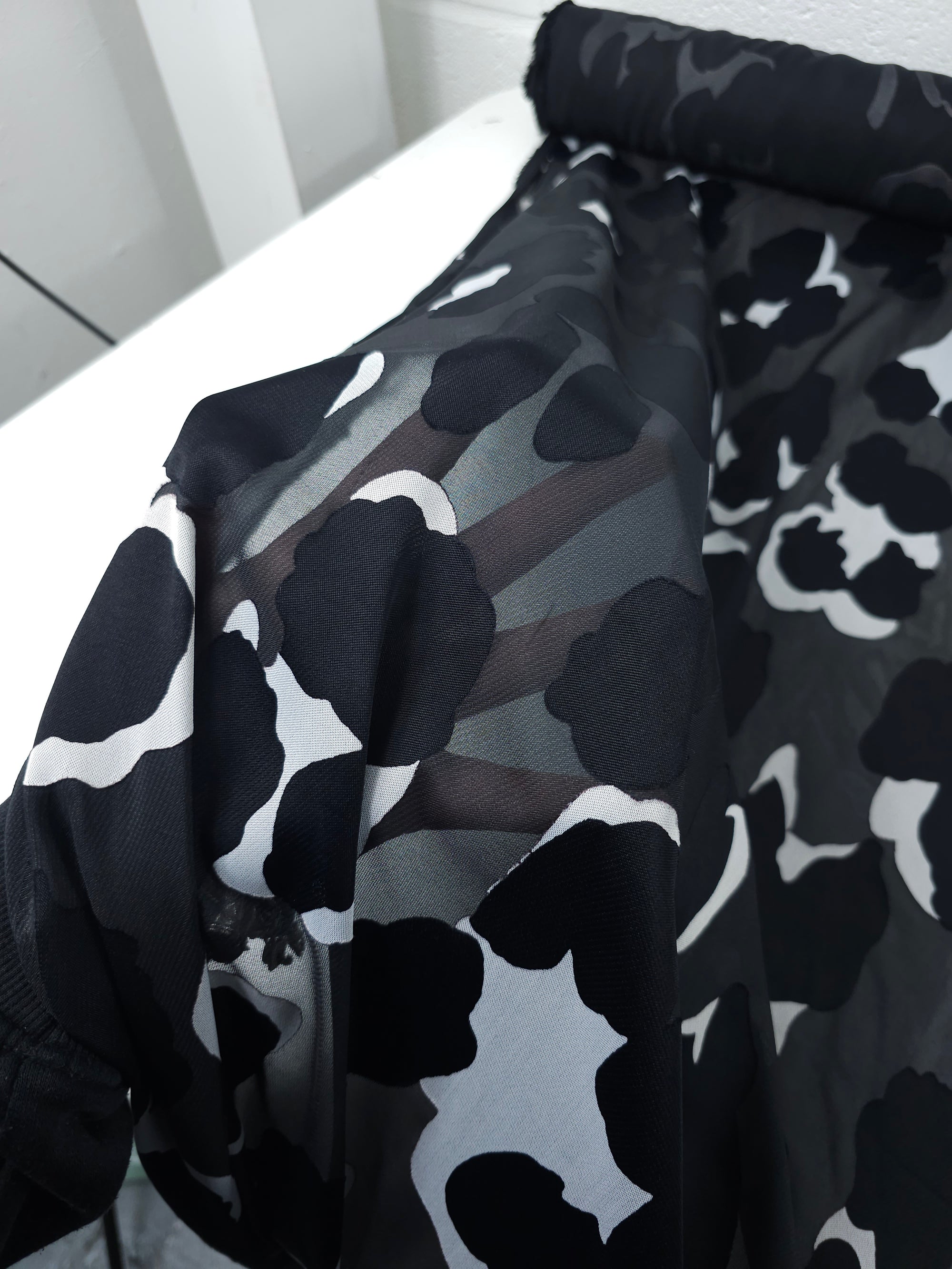 Black Leopard Jacquard