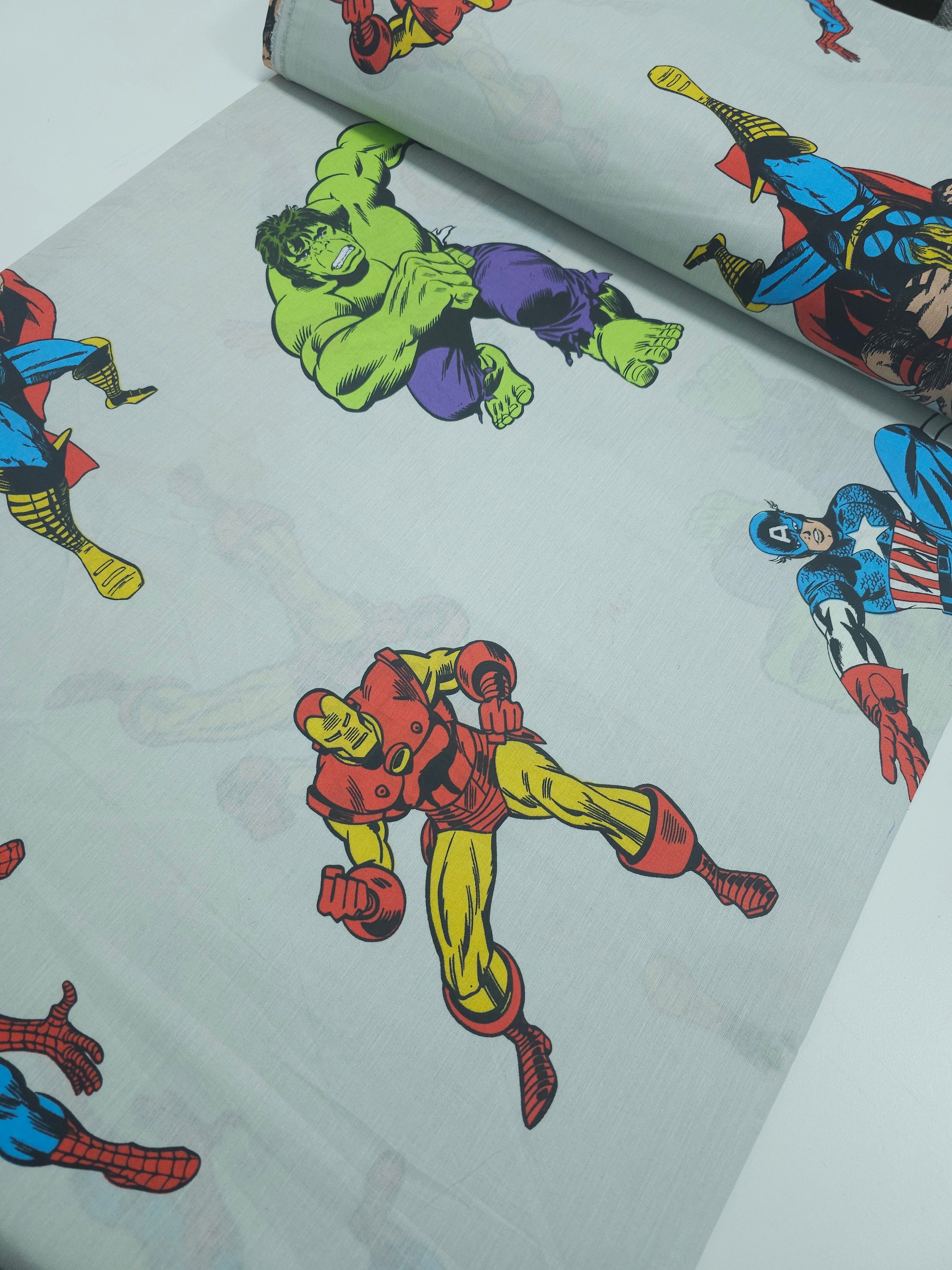 Marvel Comics Superhero 100% Cotton 81"