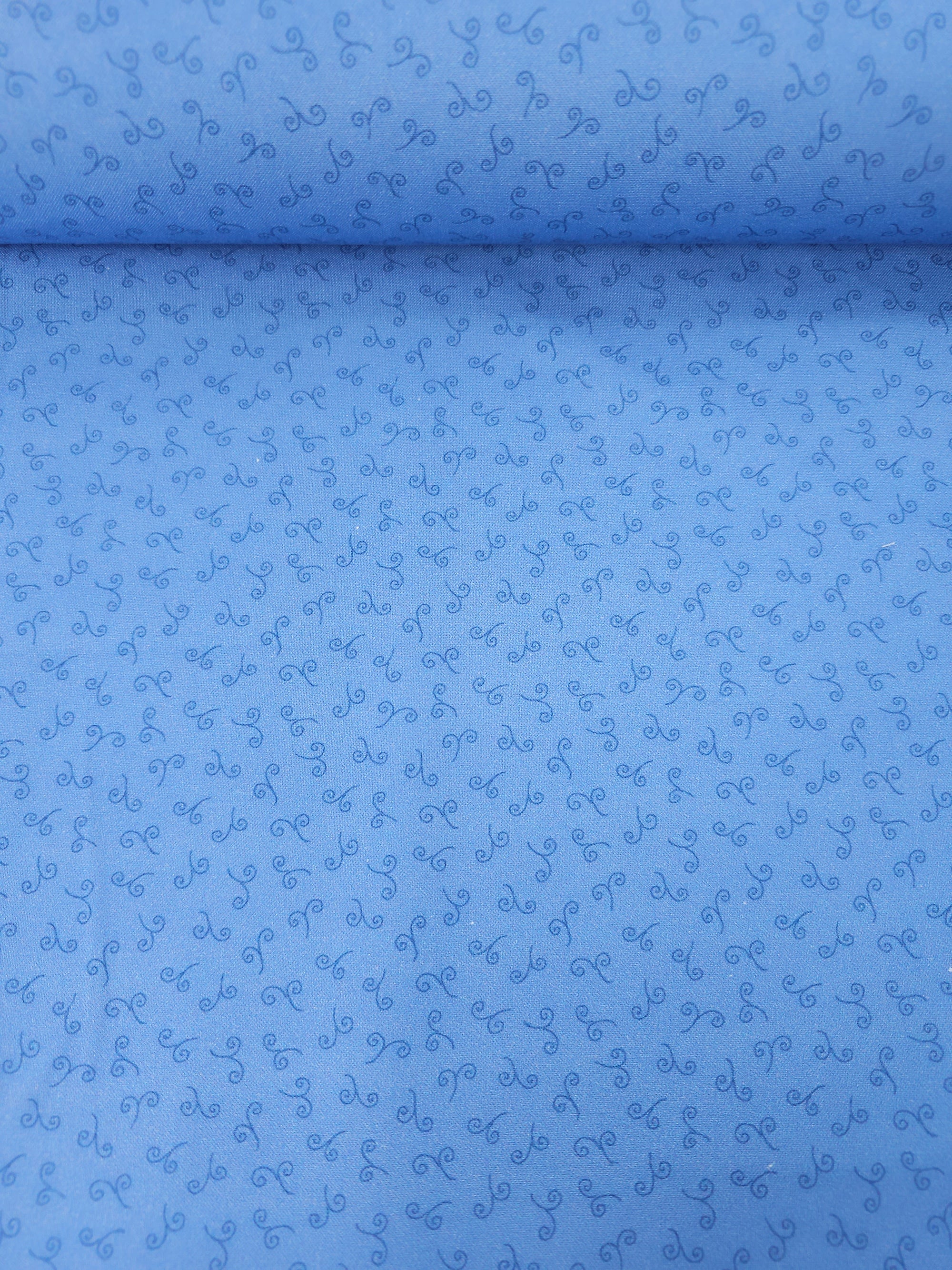 Periwinkle Blue Ditsy Swirl Stem 100% Cotton