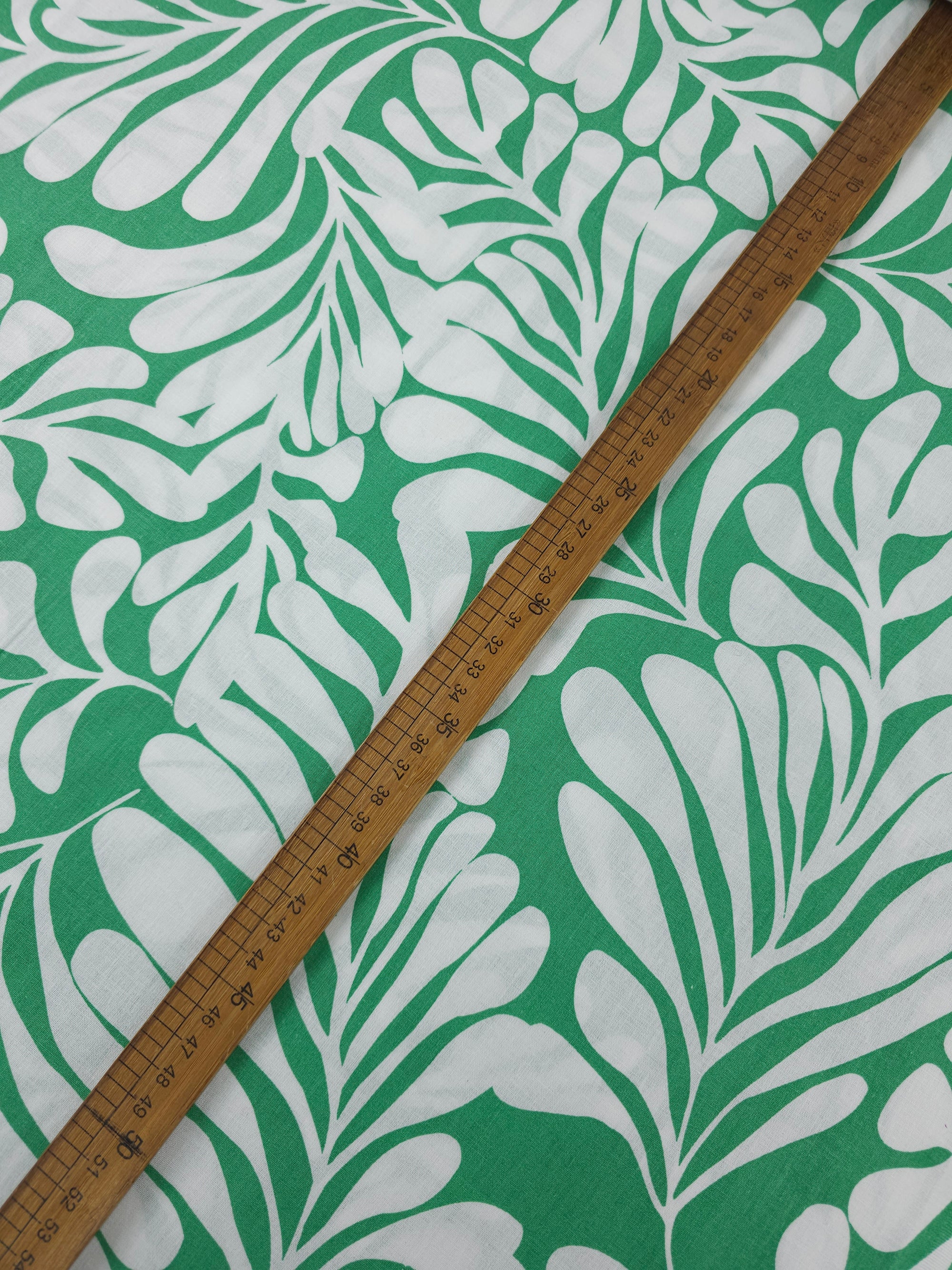 Green/White Palm Leaf Trail 100% Cotton 98" *EXTRA WIDE*