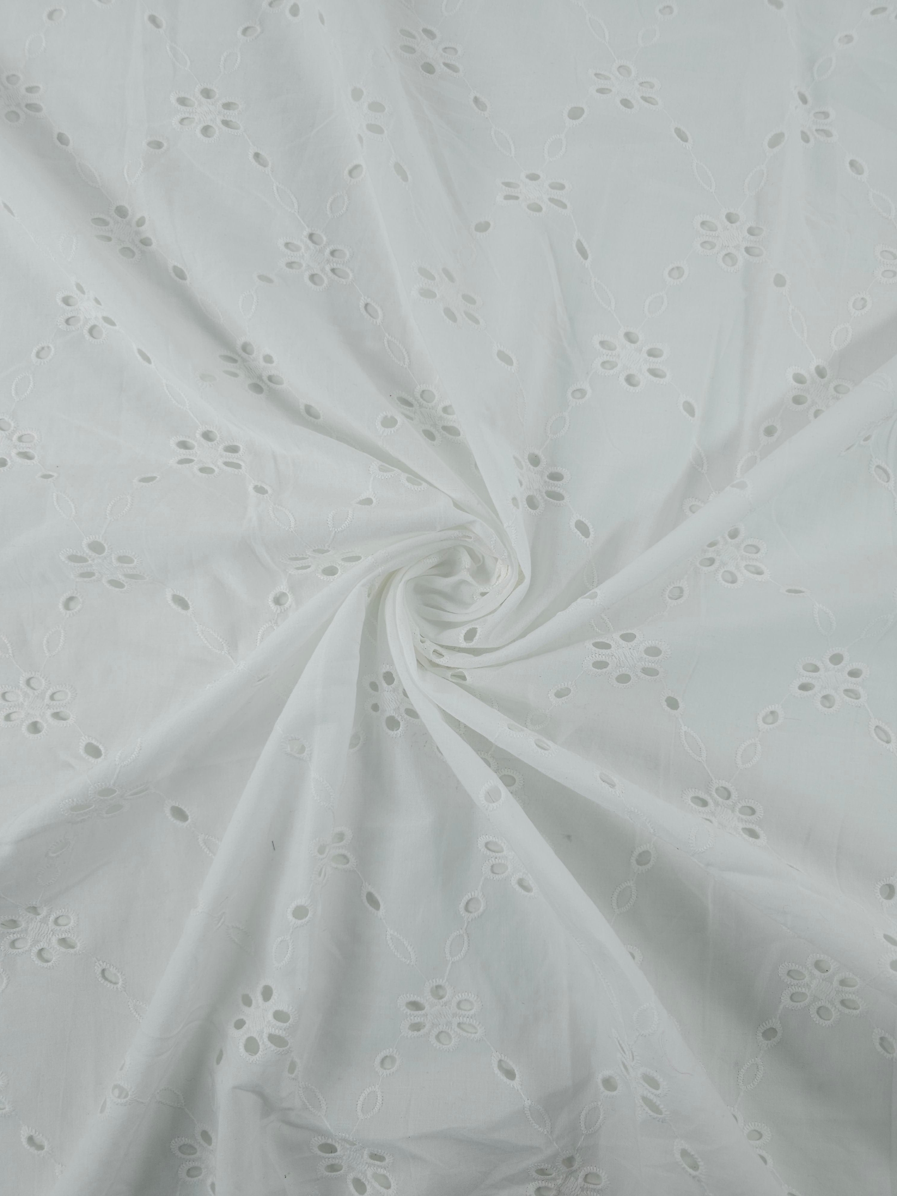 White Daisy Diamond Cambric Cotton Broderie Anglaise