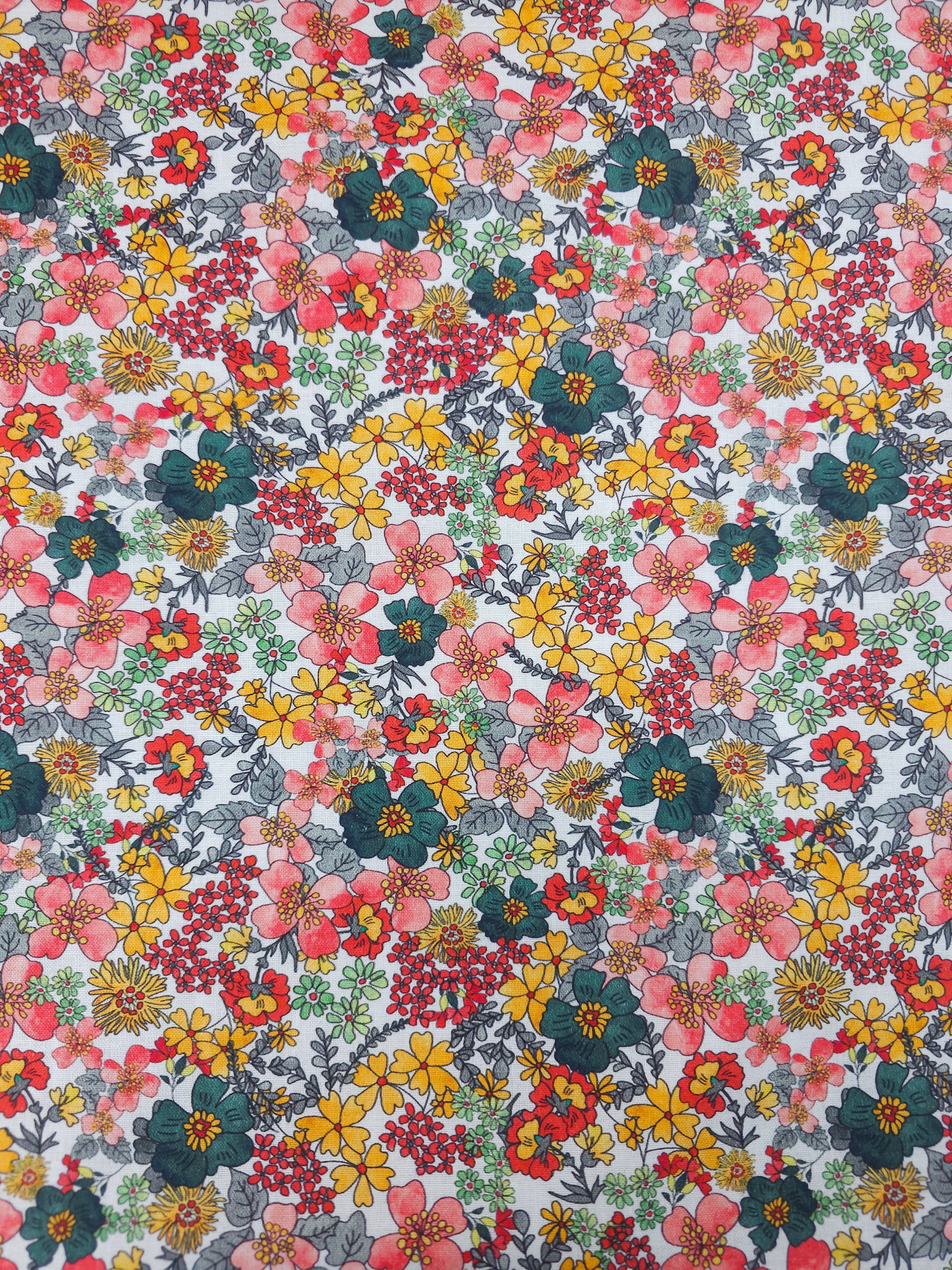 Summery Floral Party 100% Cotton