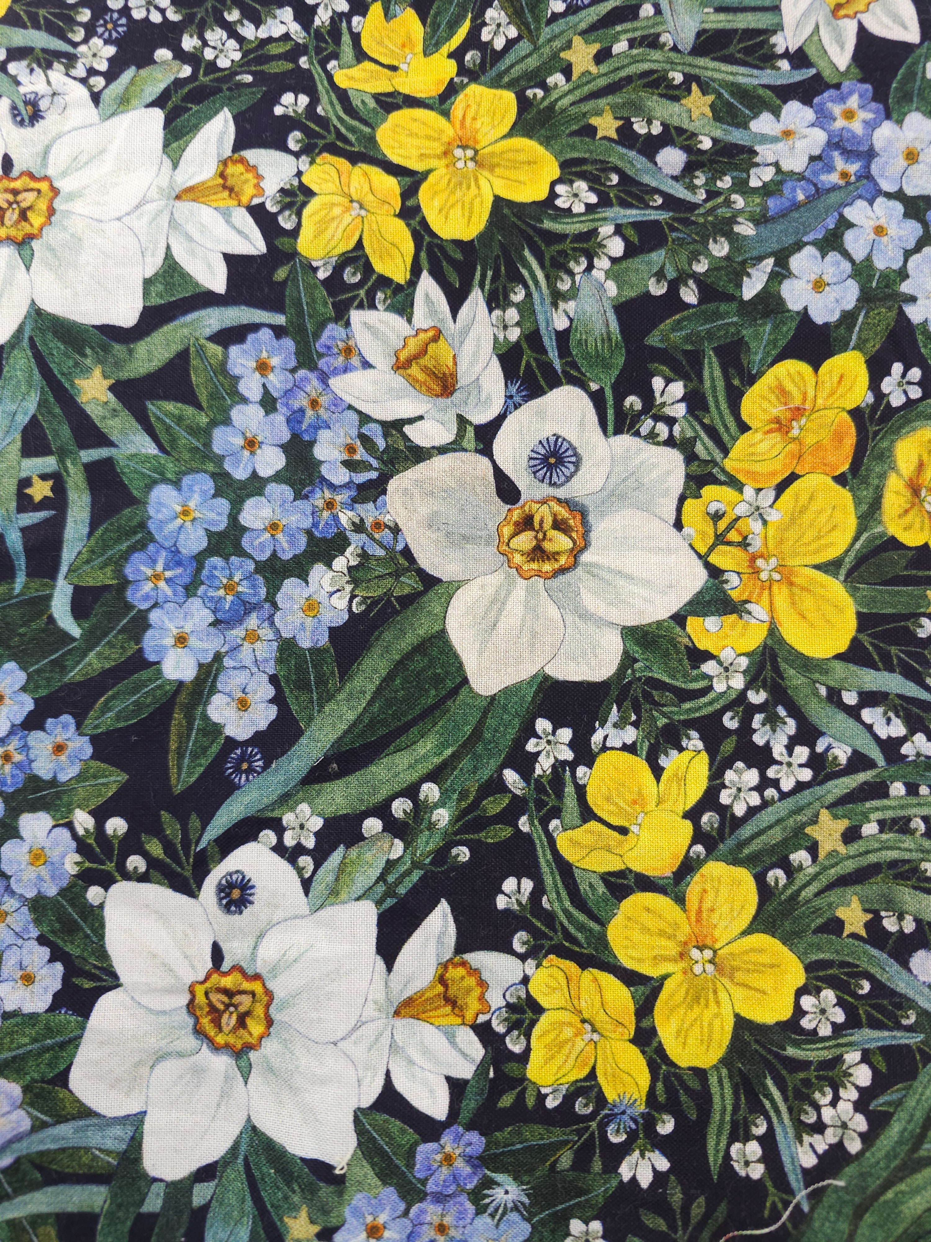 Daffodil buttercup Cotton- 1.3m piece