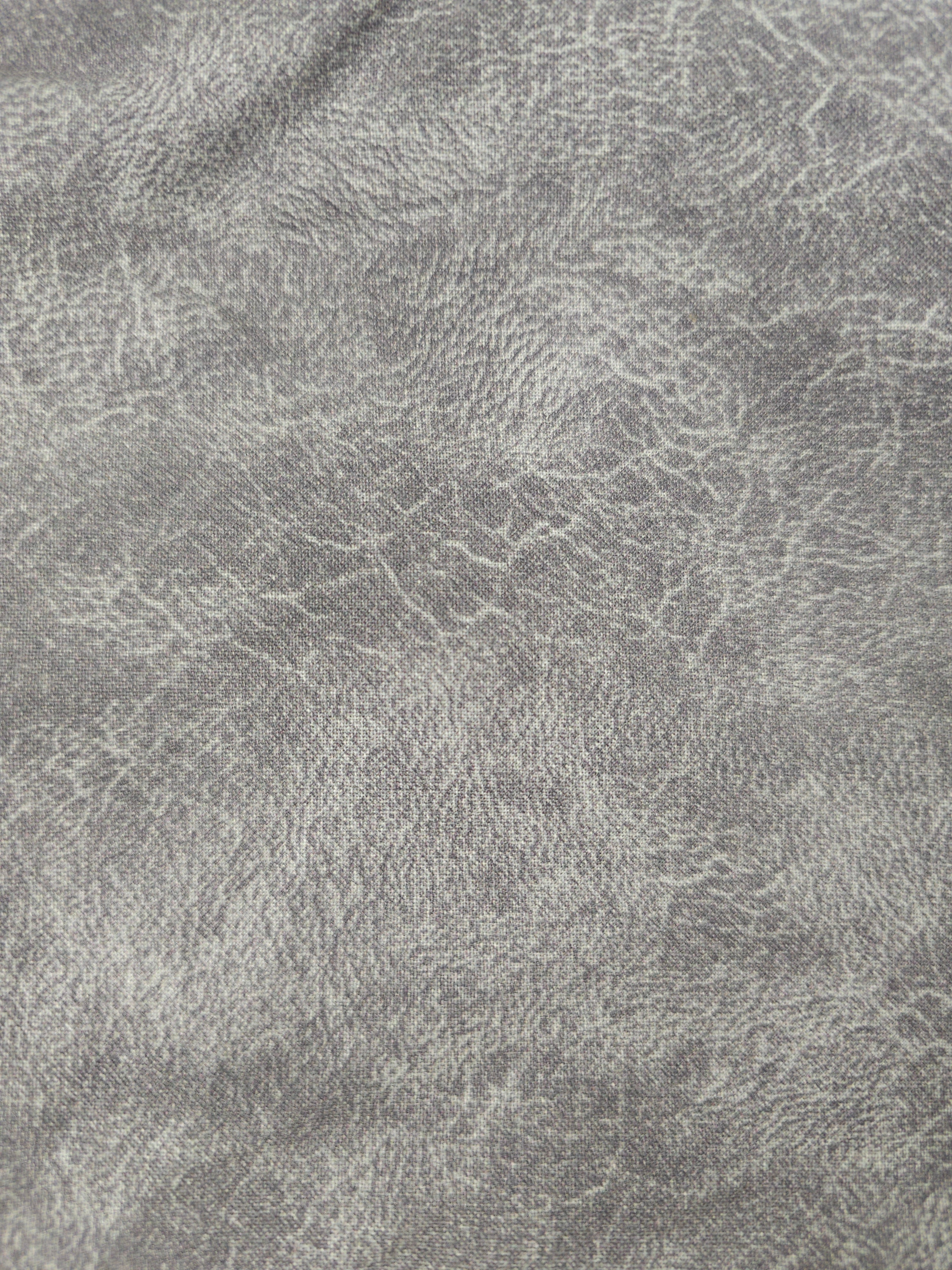 Grey crackle Cotton- 2m piece