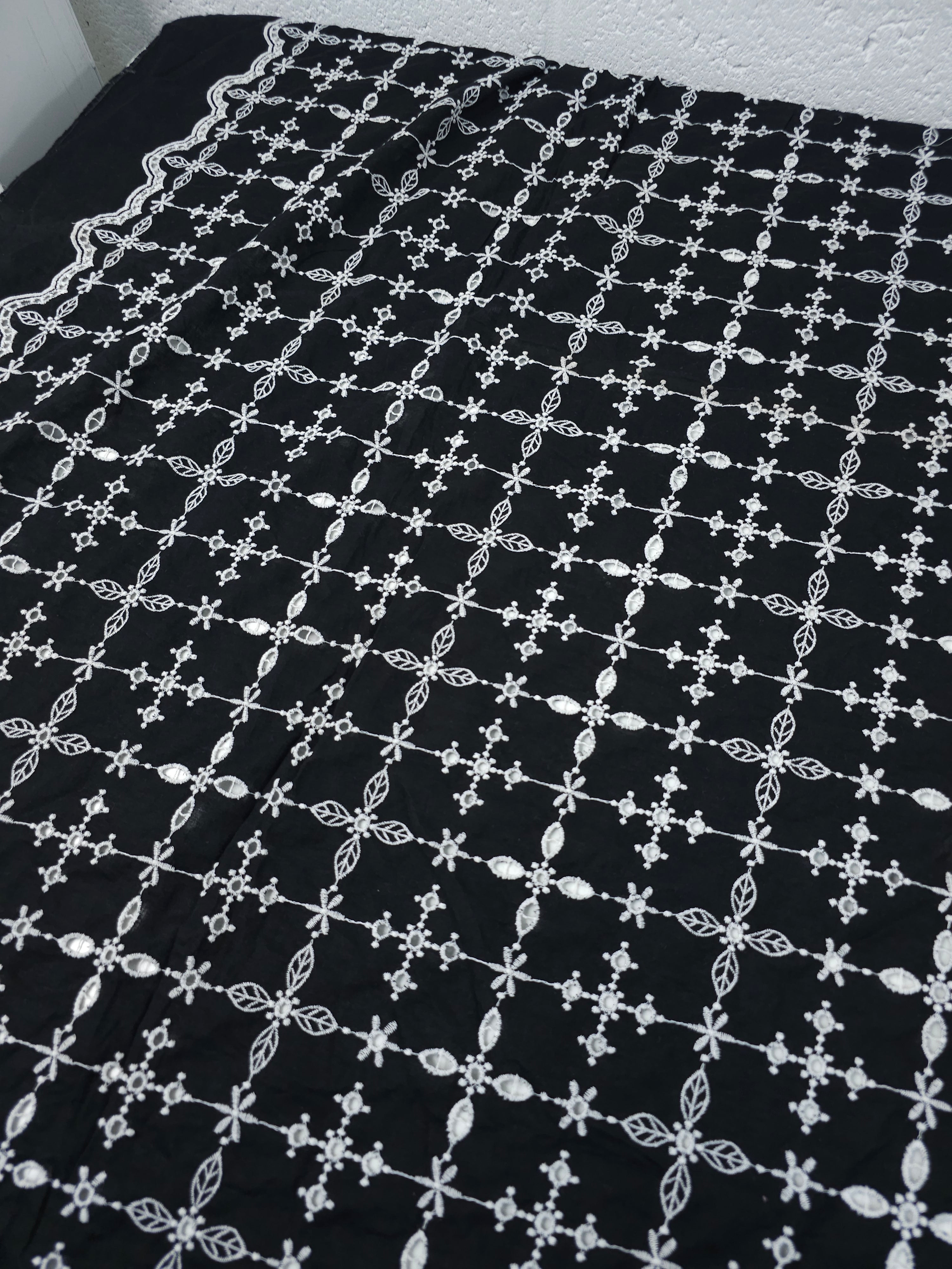 Black/White Damask Grid Fine Cotton Poplin Broderie Anglaise