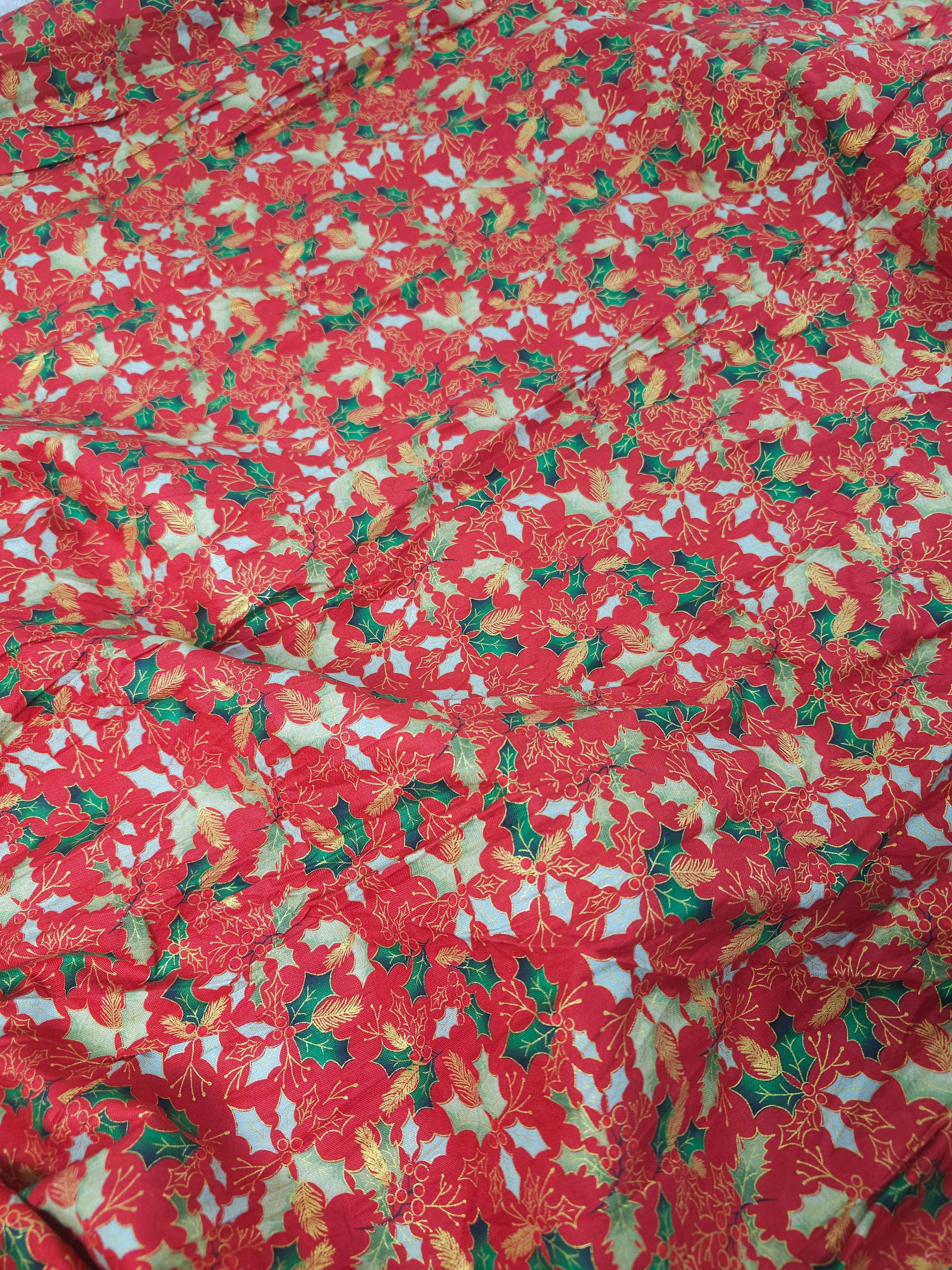 Holly leaf Cotton- 4.1m piece