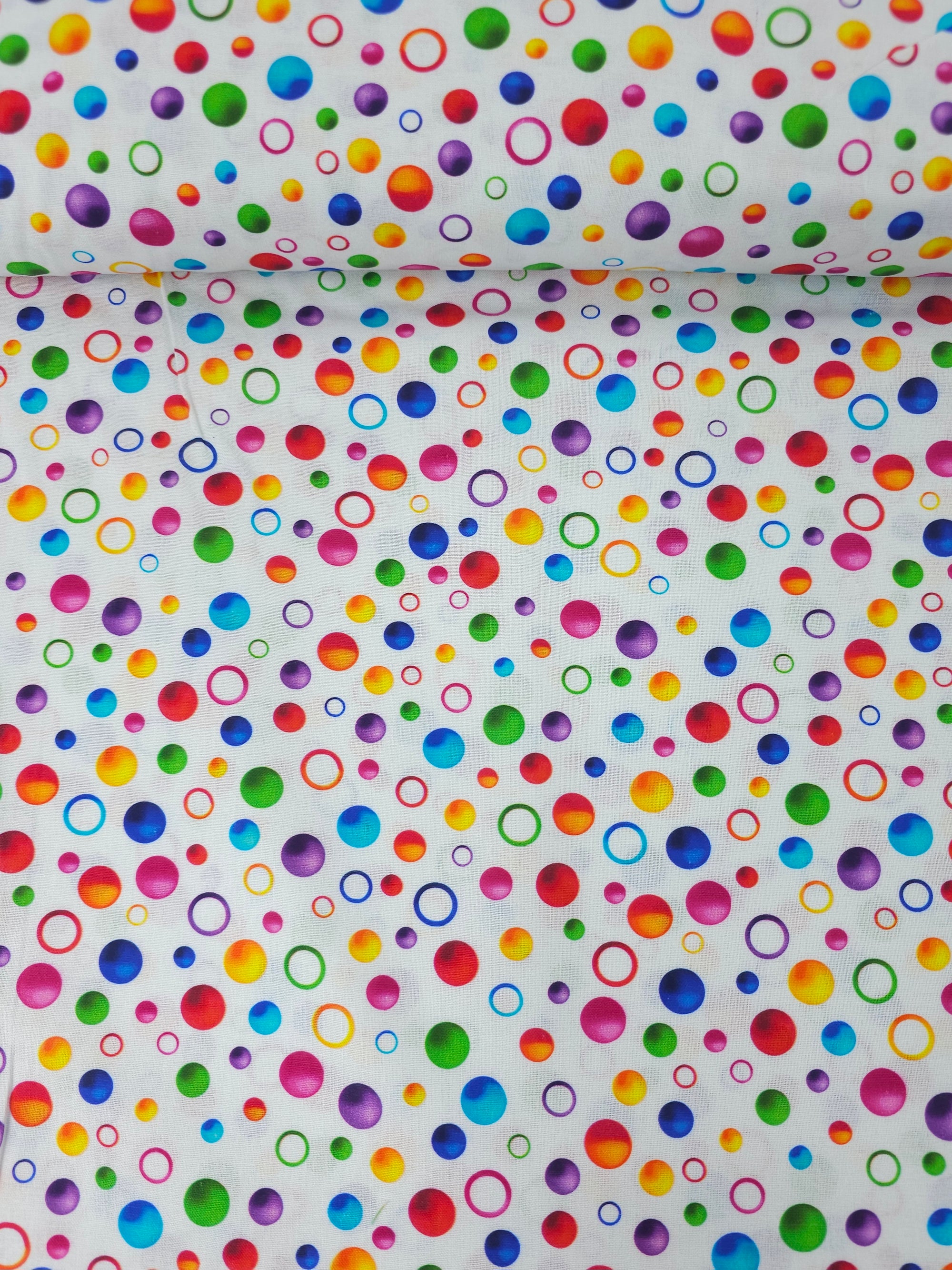 Multicolour White Bubble 100% Cotton - Joann