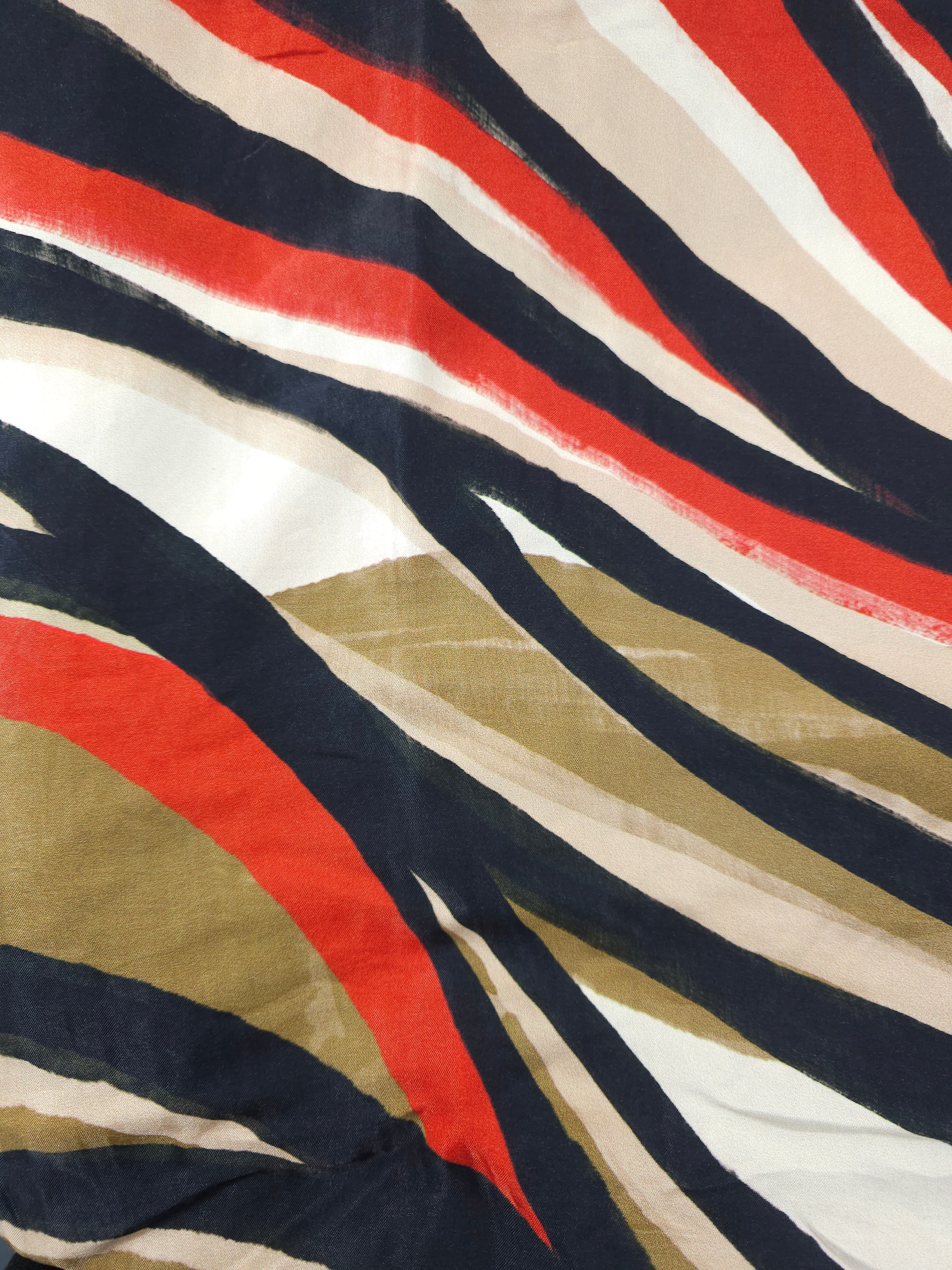 Warm sands Viscose sateen- 4m piece