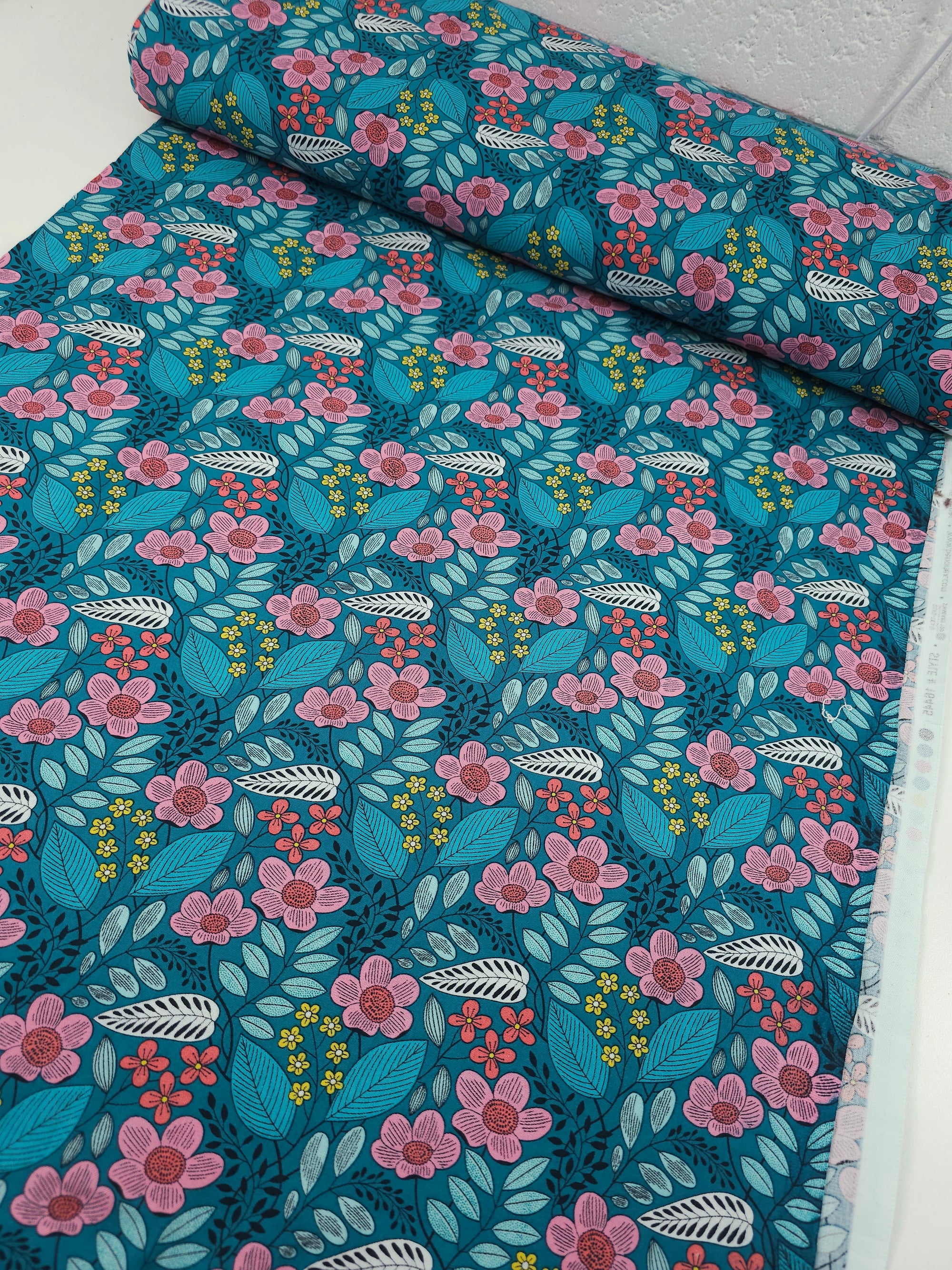 Teal Flouresence Floral 100% Cotton - Benartex