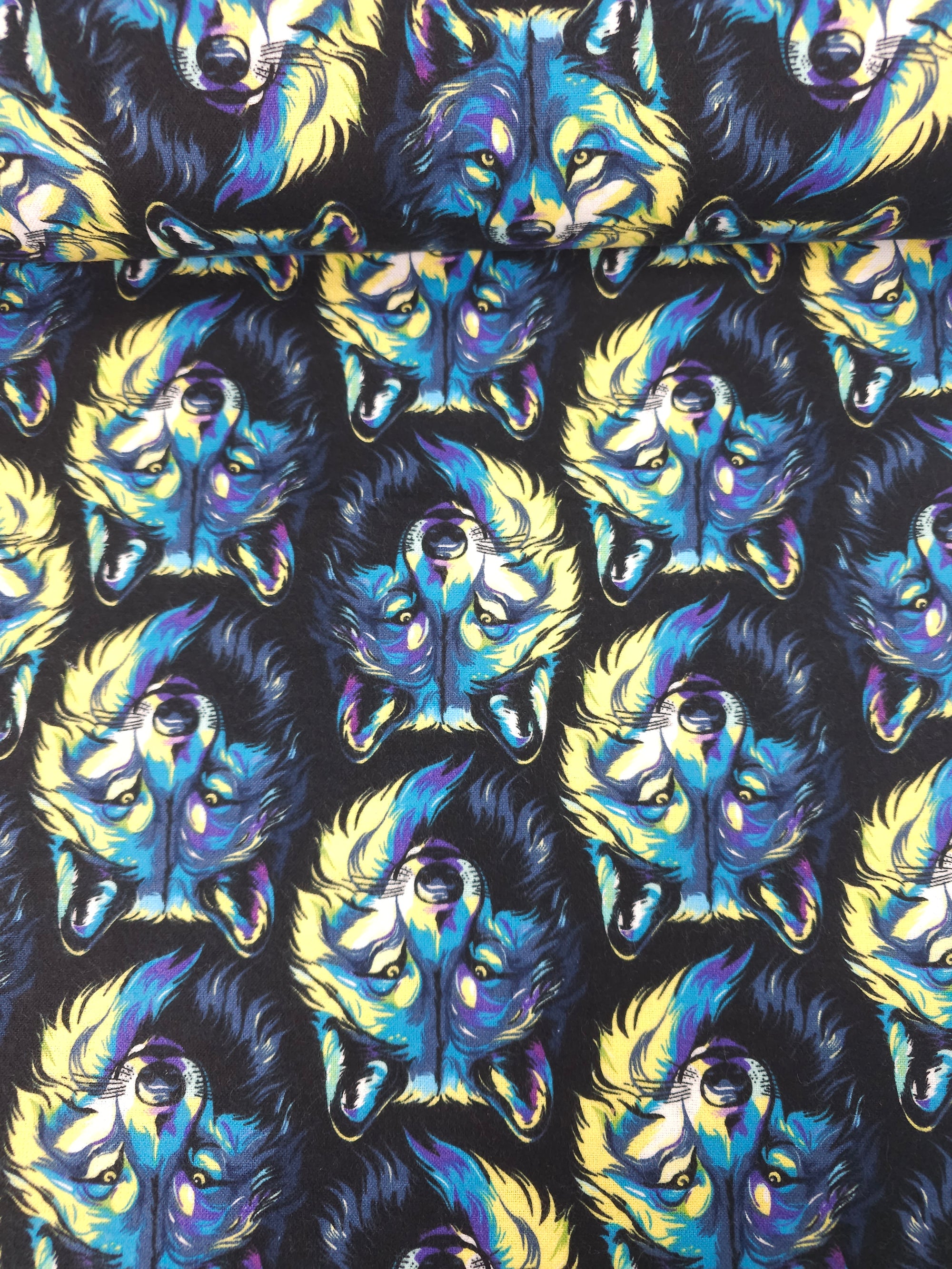 Icy Wolf Lightweight Flannel Cotton