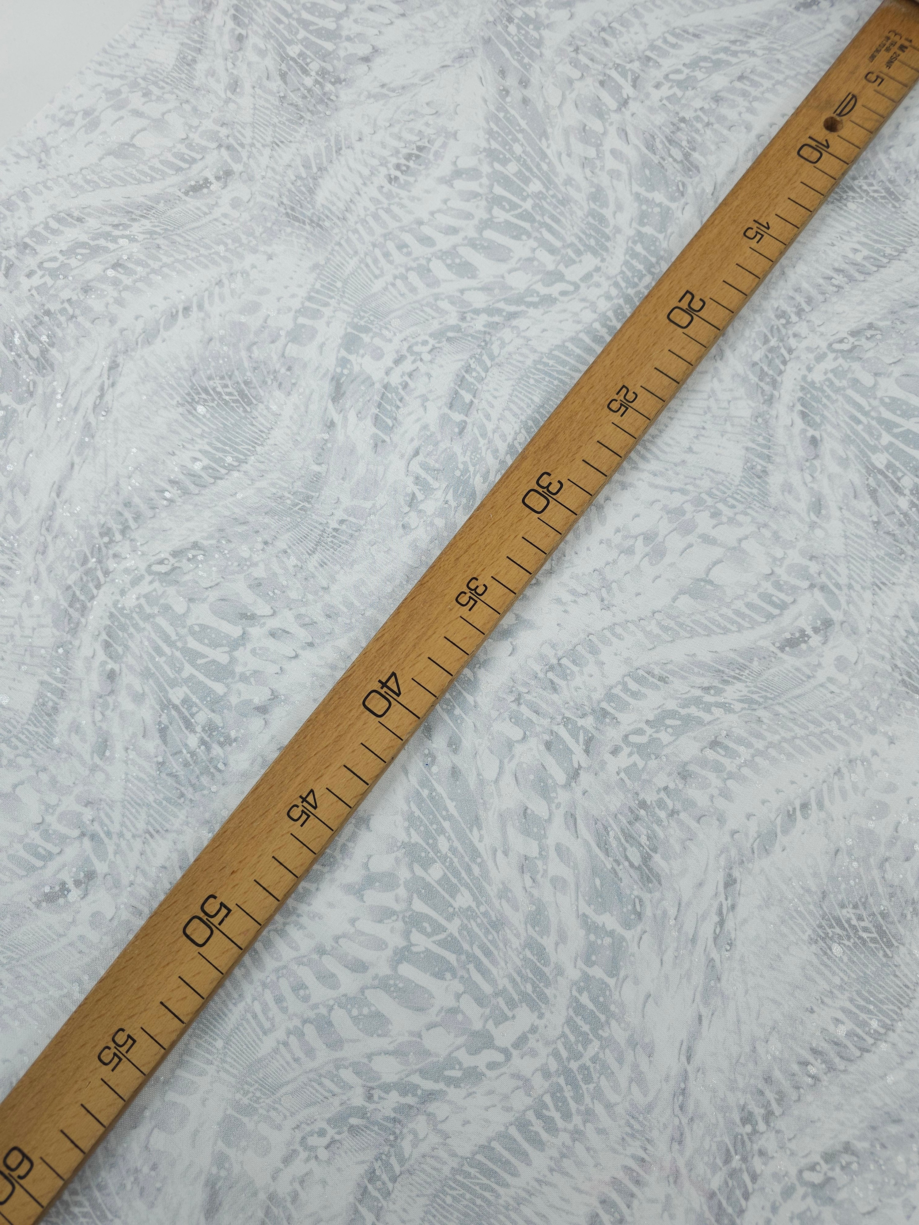 White/Grey Silver Speckle Snakeskin Wonder 100% Cotton - Benartex