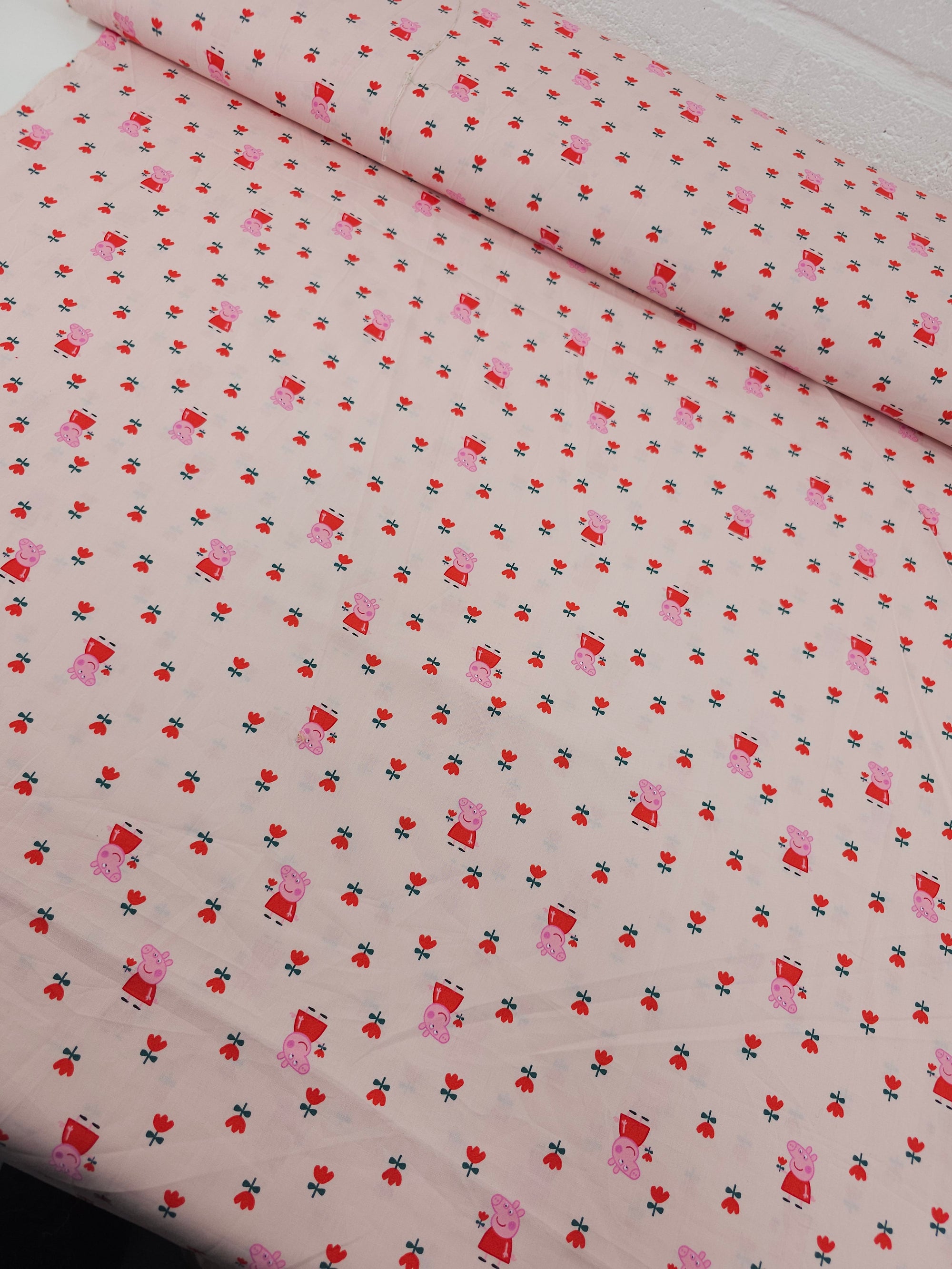 Peppa Pig Ditsy Poppy Flower Cotton Poplin