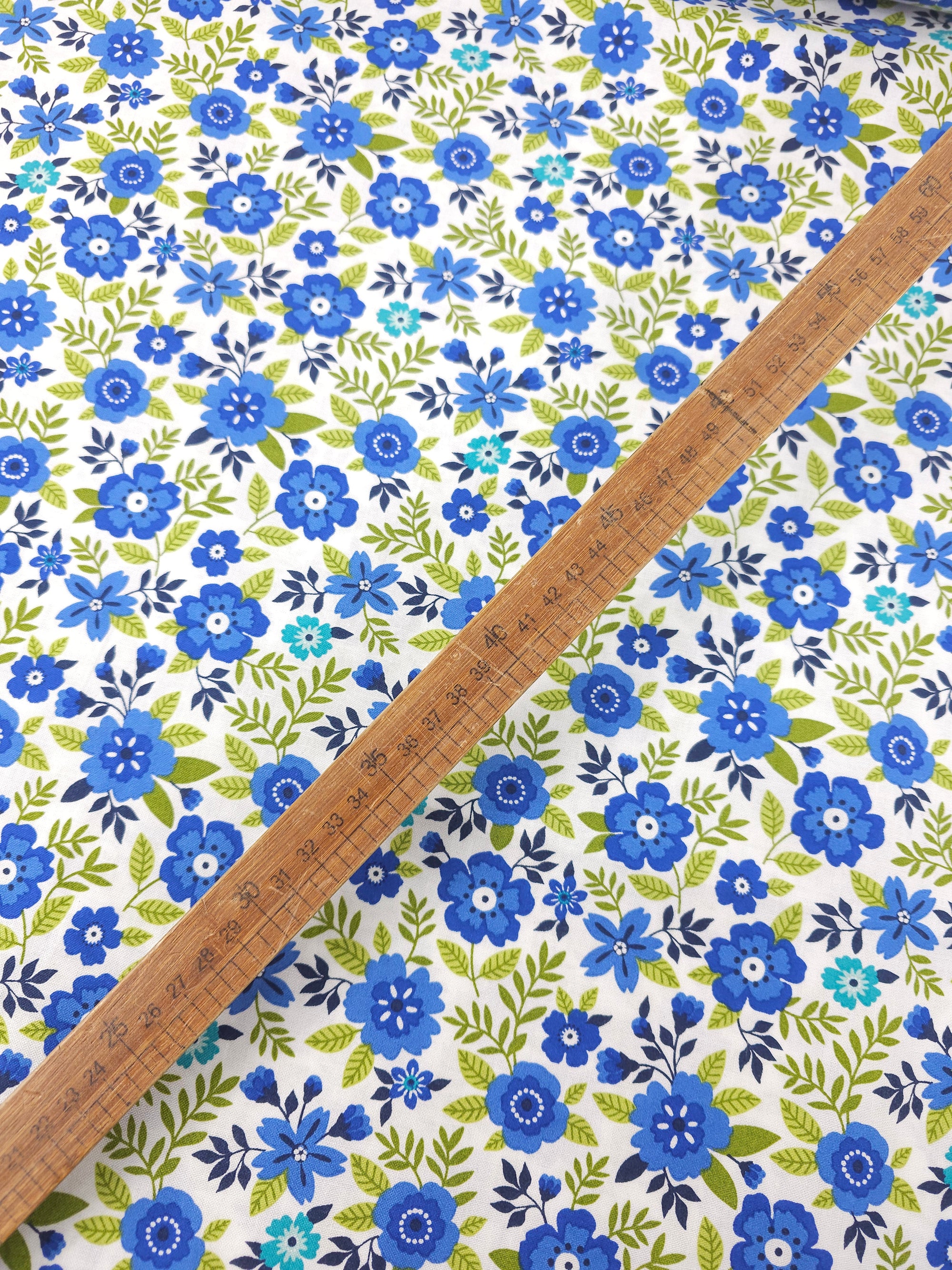 Blue/Lime Spring Bloom Floral 100% Cotton
