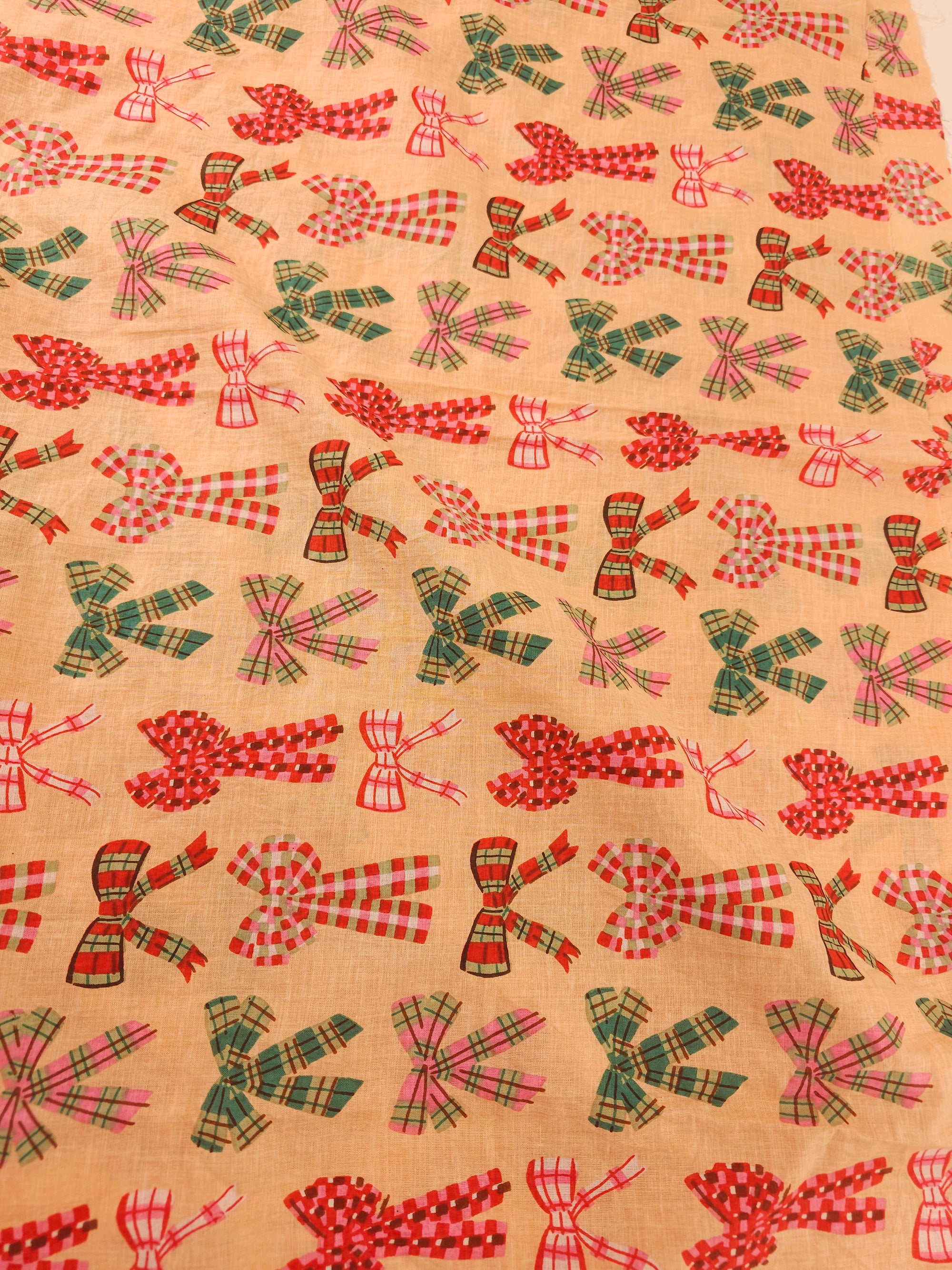 Peach Bows Cambric Cotton- 1.8m piece
