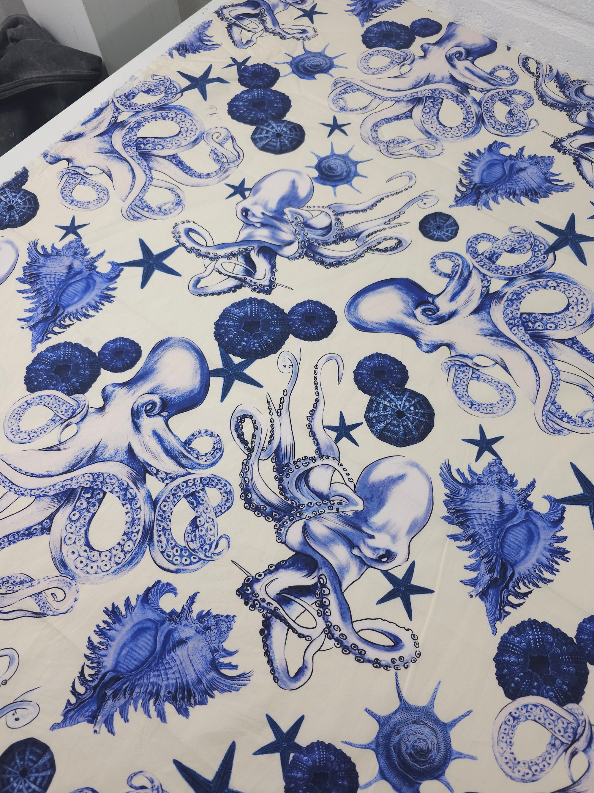 Blue Shell Octopus Lightweight Cotton Poplin