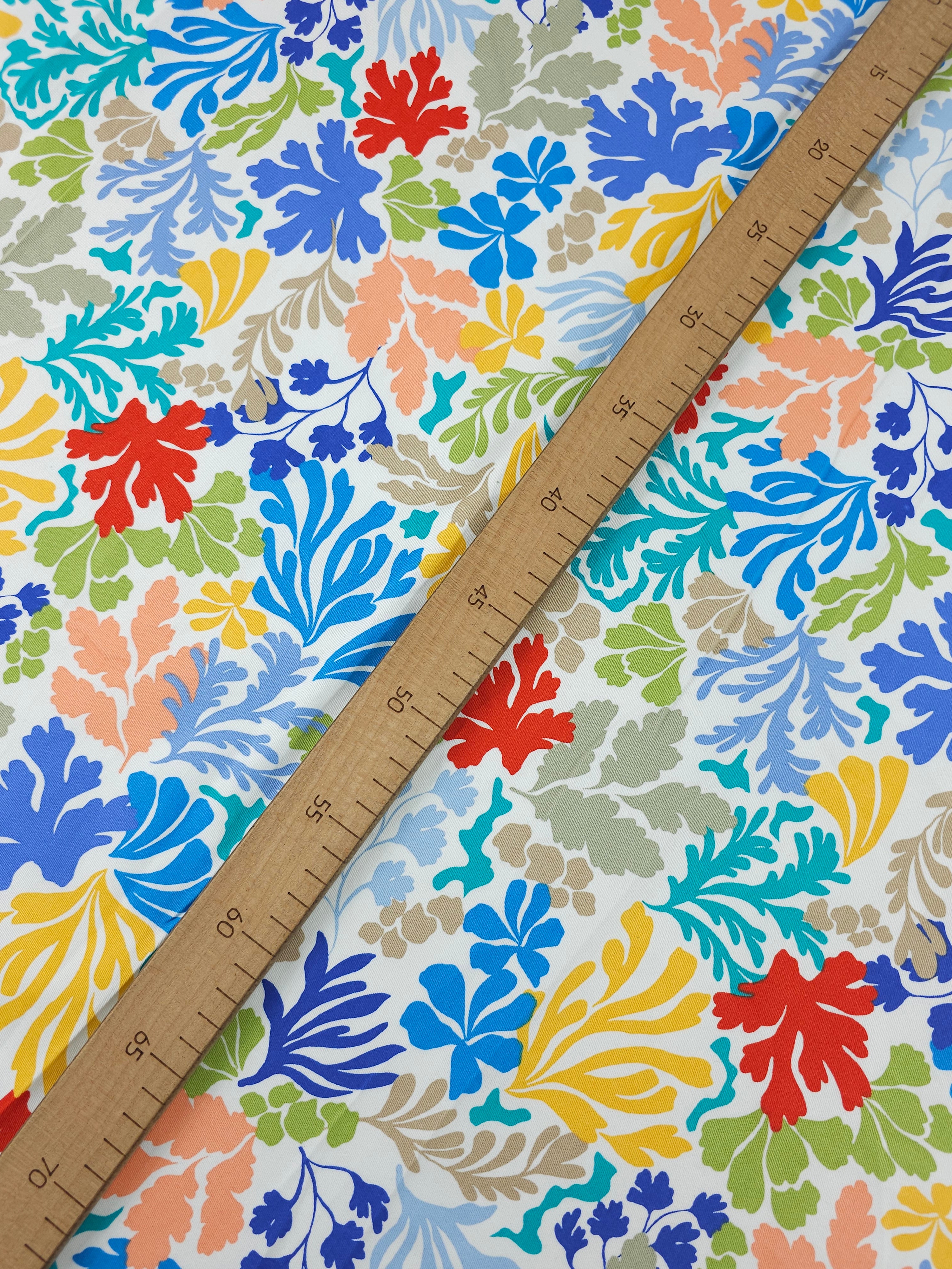 Abstract Seaweed Floral Lightweight Cotton Sateen Twill