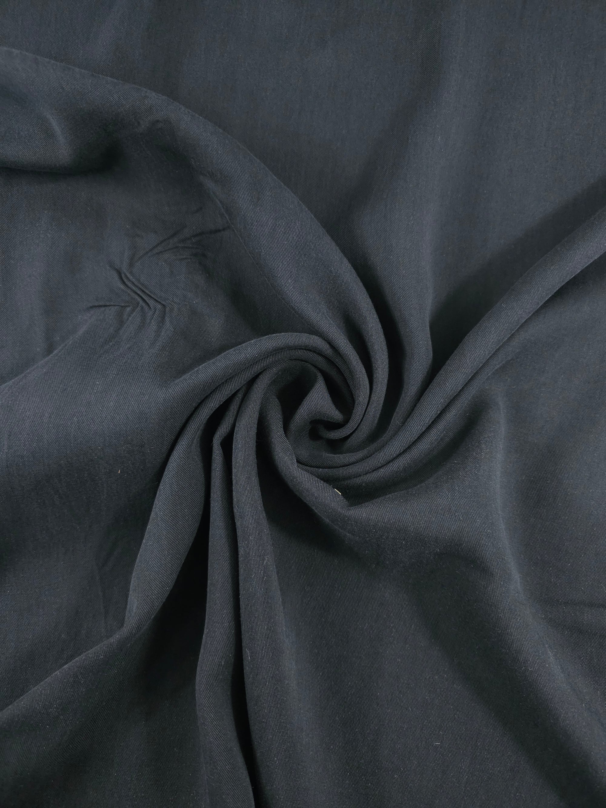 Black Lightweight Tencel Lining