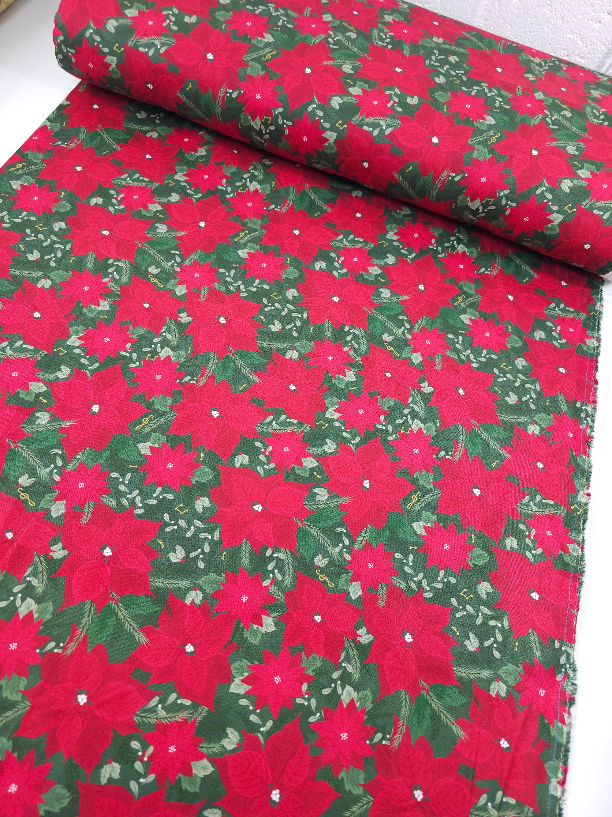 Red/Green Poinsettia 100% Cotton