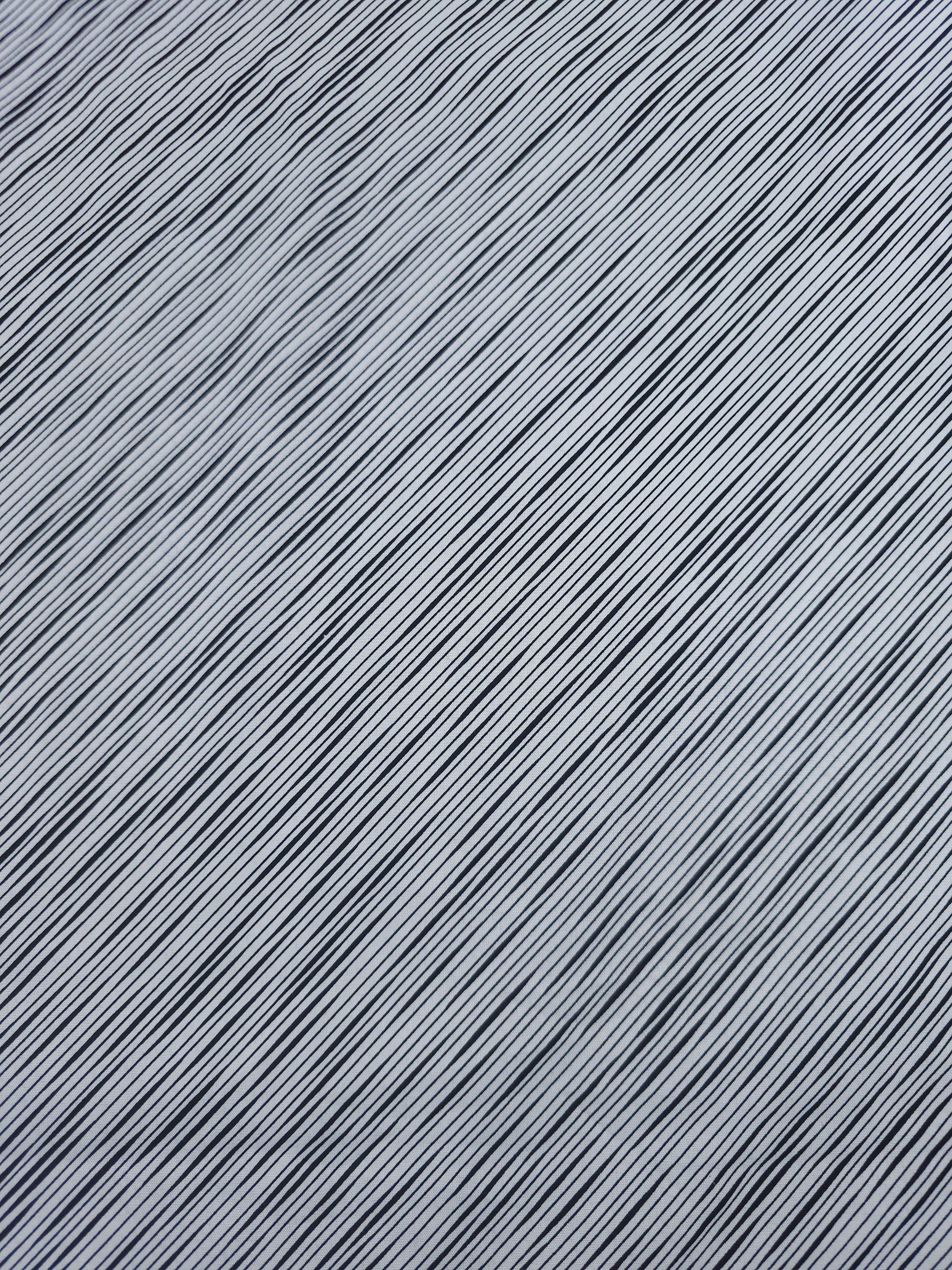 Black/White Diagonal Stripe 100% Cotton 55”