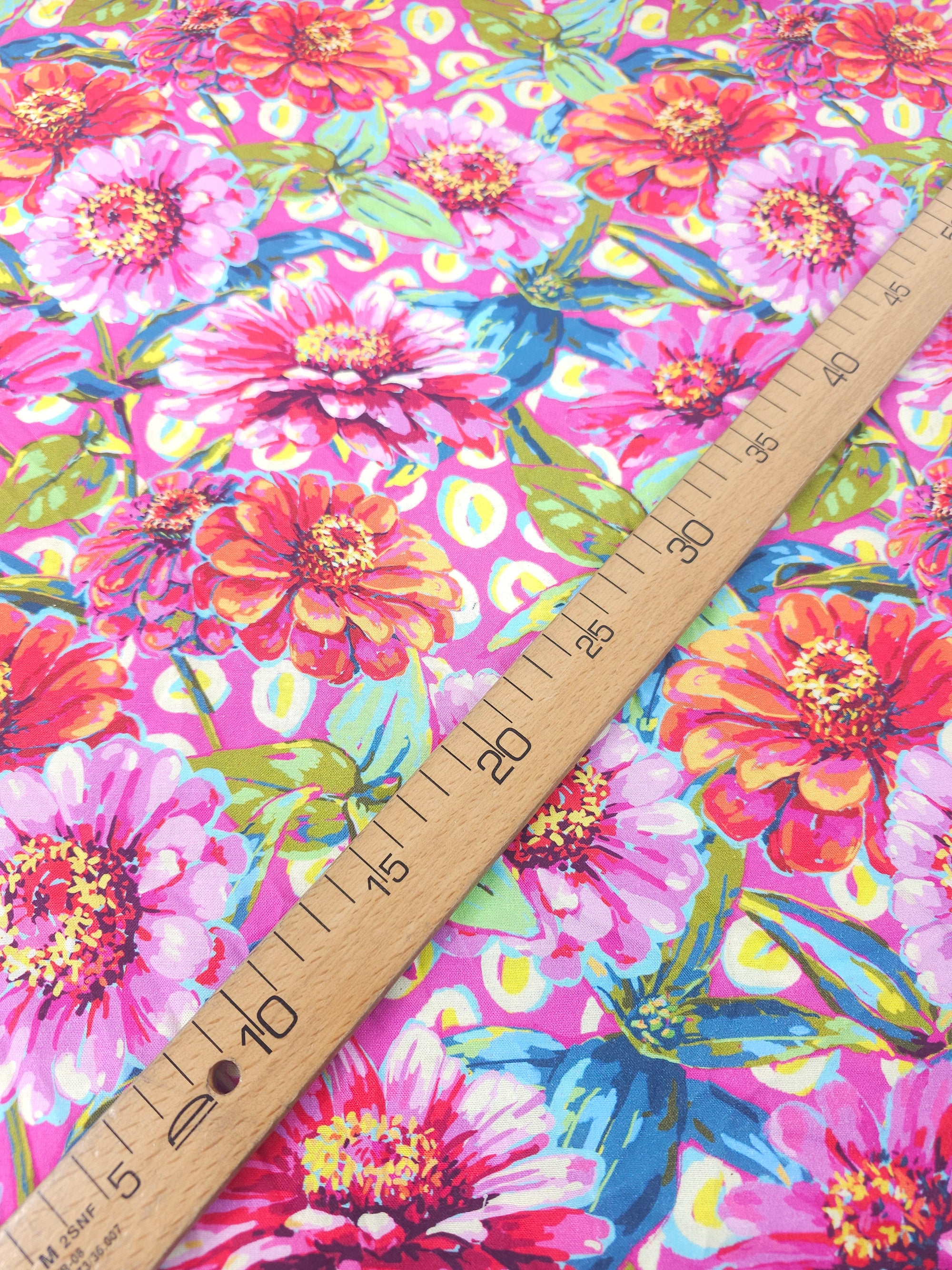 Pink Vibrant Giant Zinnias Floral 100% Cotton - Odile Bailloeul