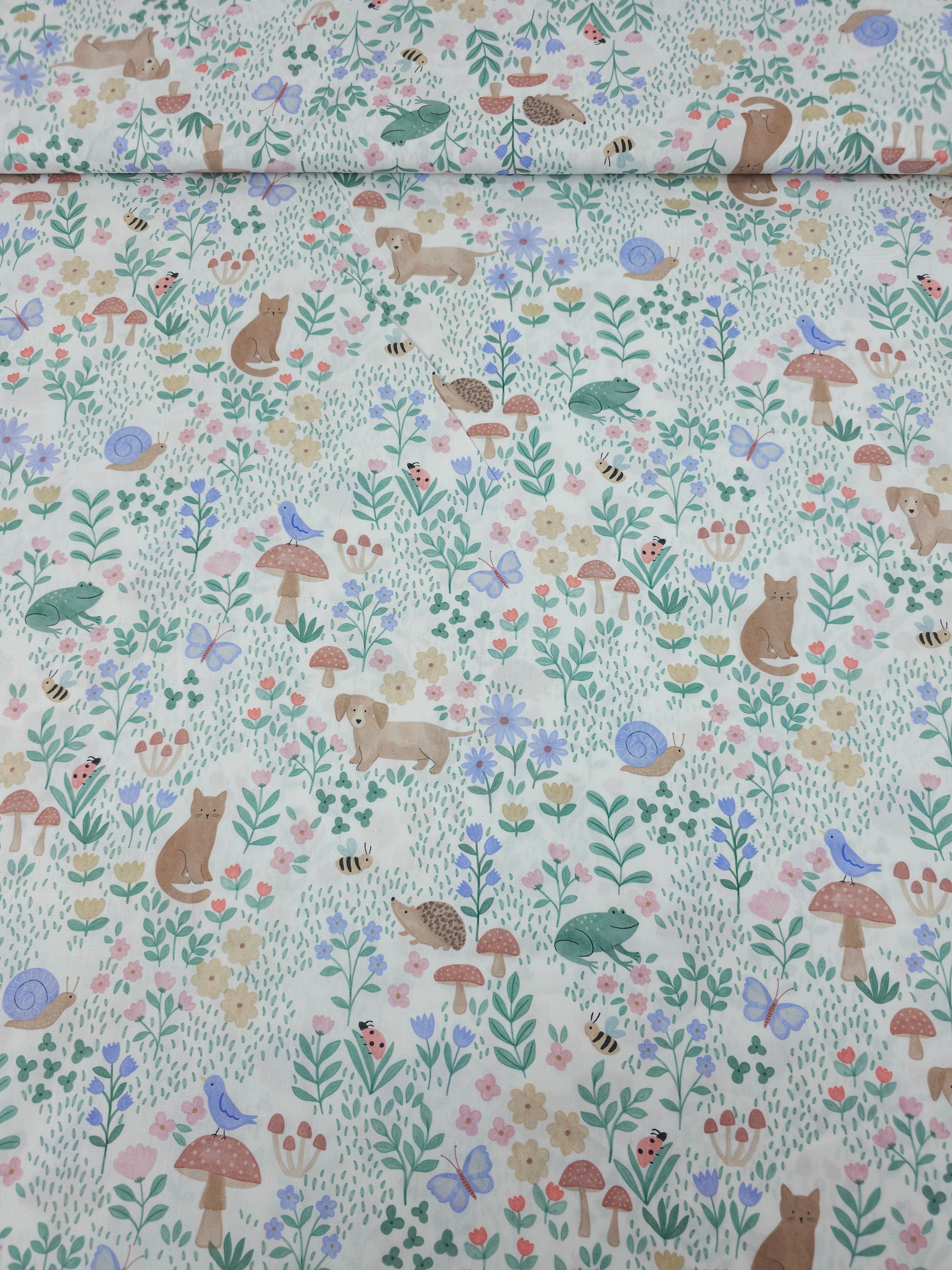 Floral Wildlife Lightweight Cotton 57"