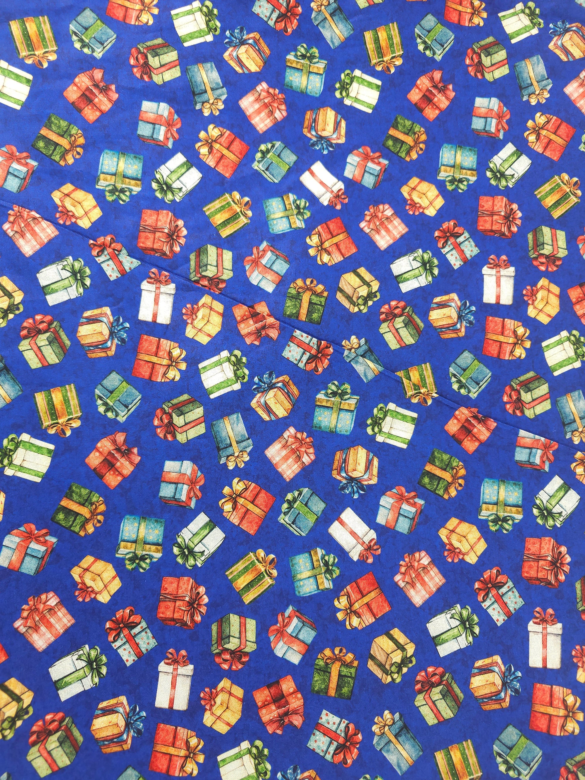 Blue presents Cotton- 2.8m piece