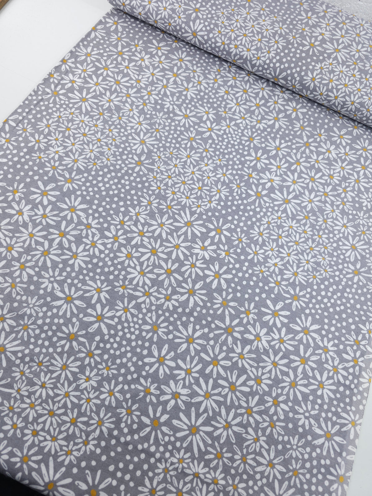 Grey/White Daisy Polka Field Lightweight Flannel Cotton - Joann