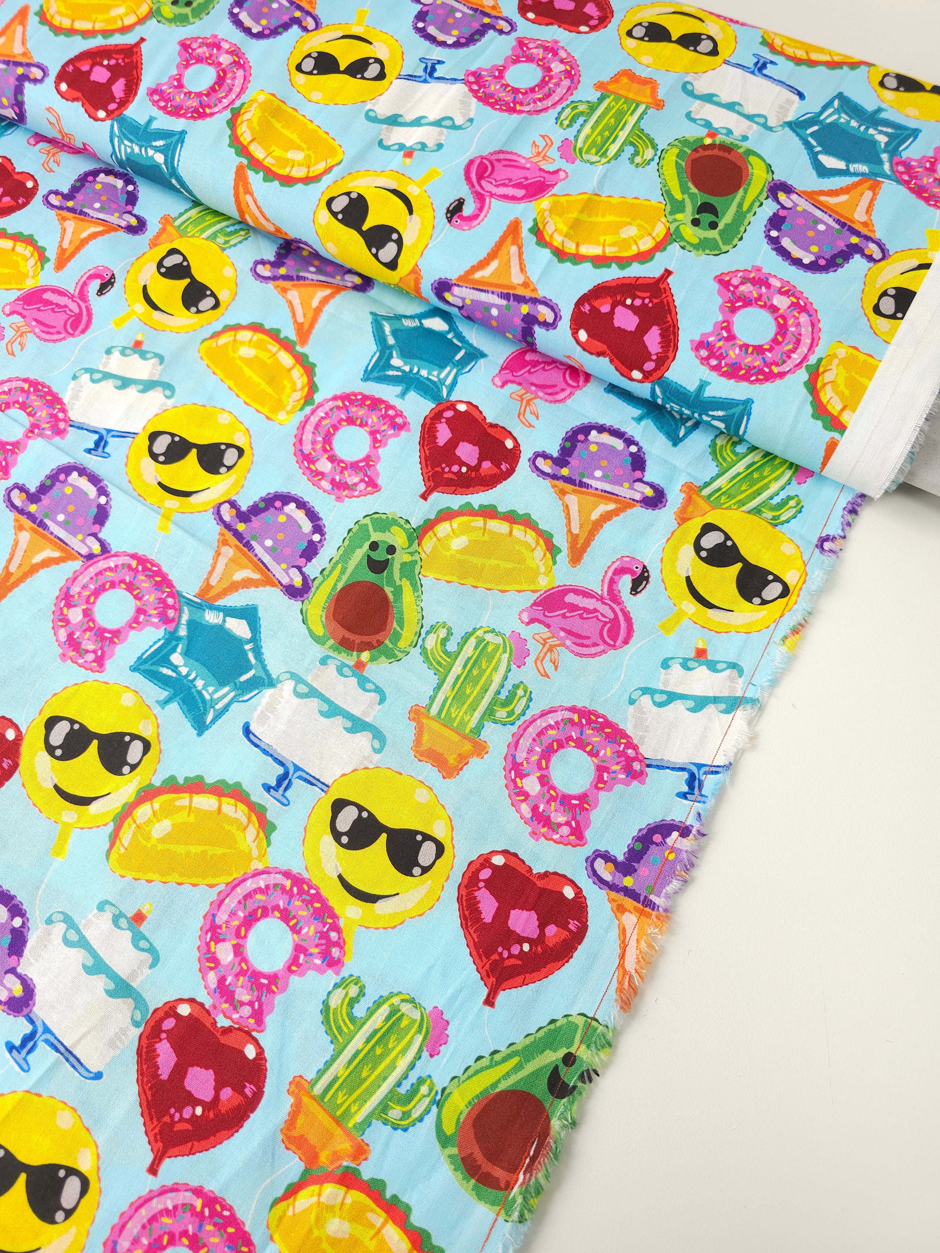 Light Blue Novelty/Emoji Balloons Cotton